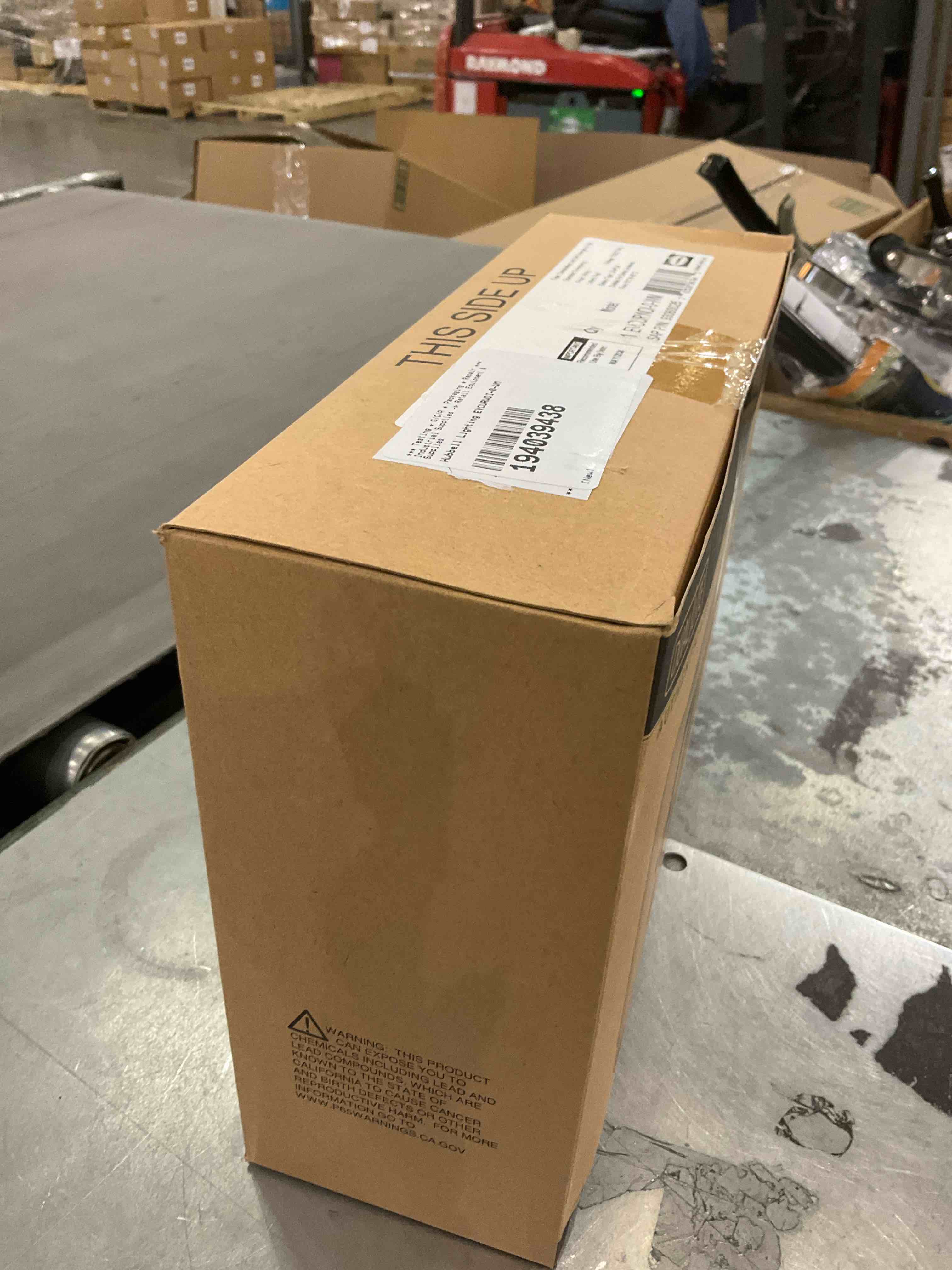 https://s3.amazonaws.com/lotting-images-prod/bidfta/GRA2043623_1740496449428.jpeg
