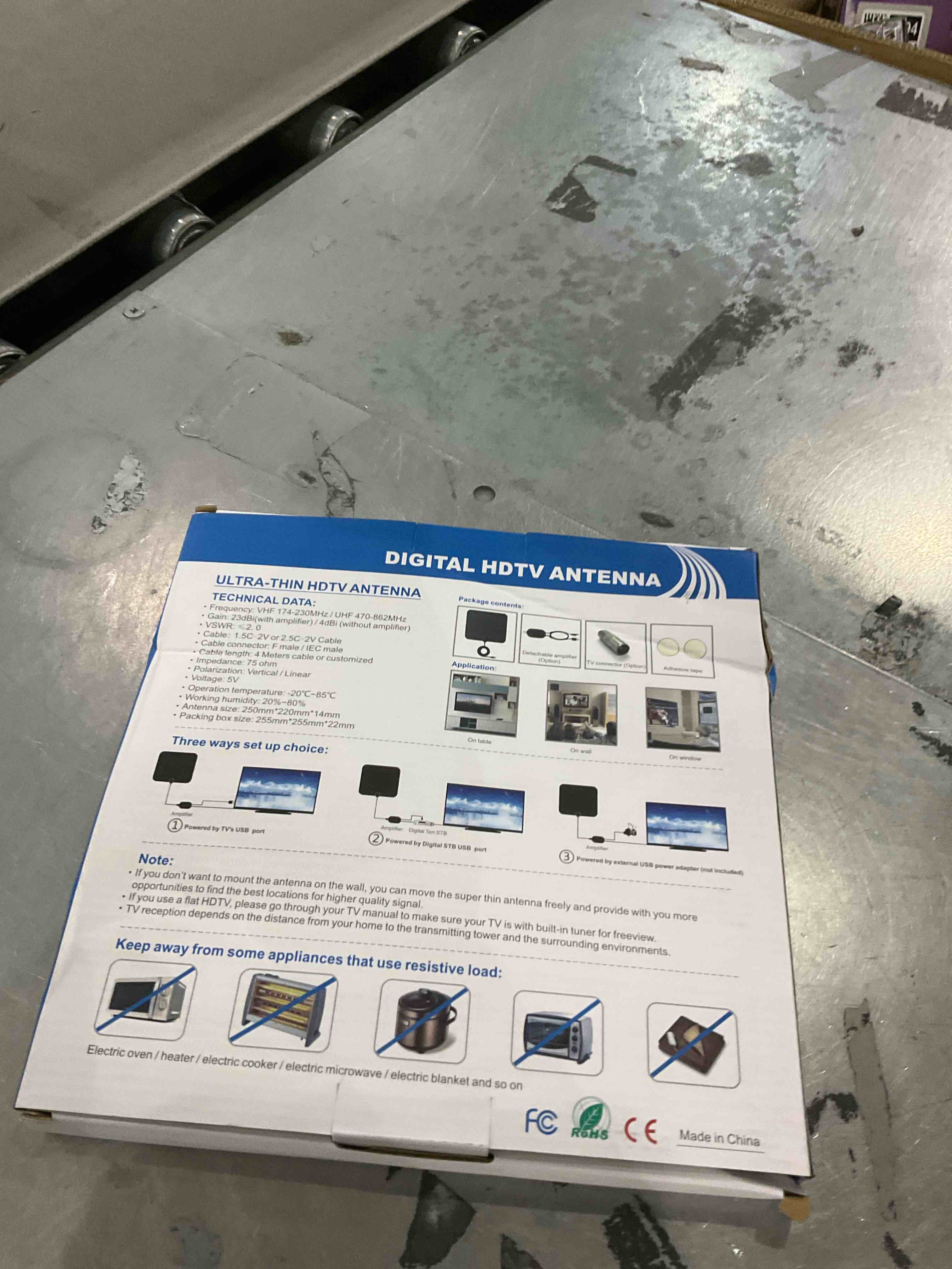 https://s3.amazonaws.com/lotting-images-prod/bidfta/GRA2043802_1740570620913.jpeg