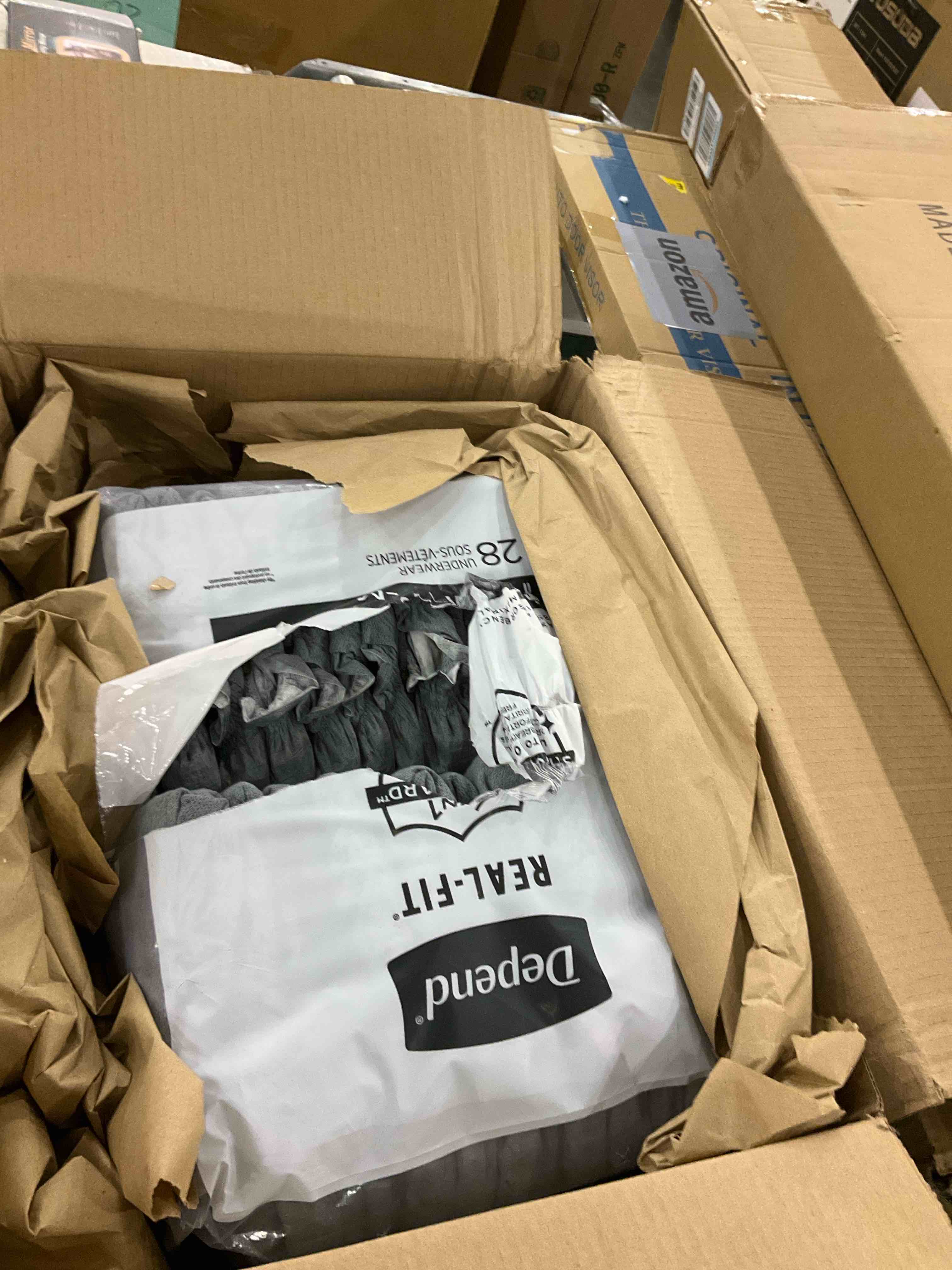 https://s3.amazonaws.com/lotting-images-prod/bidfta/GRA2044302_1738691390342.jpeg