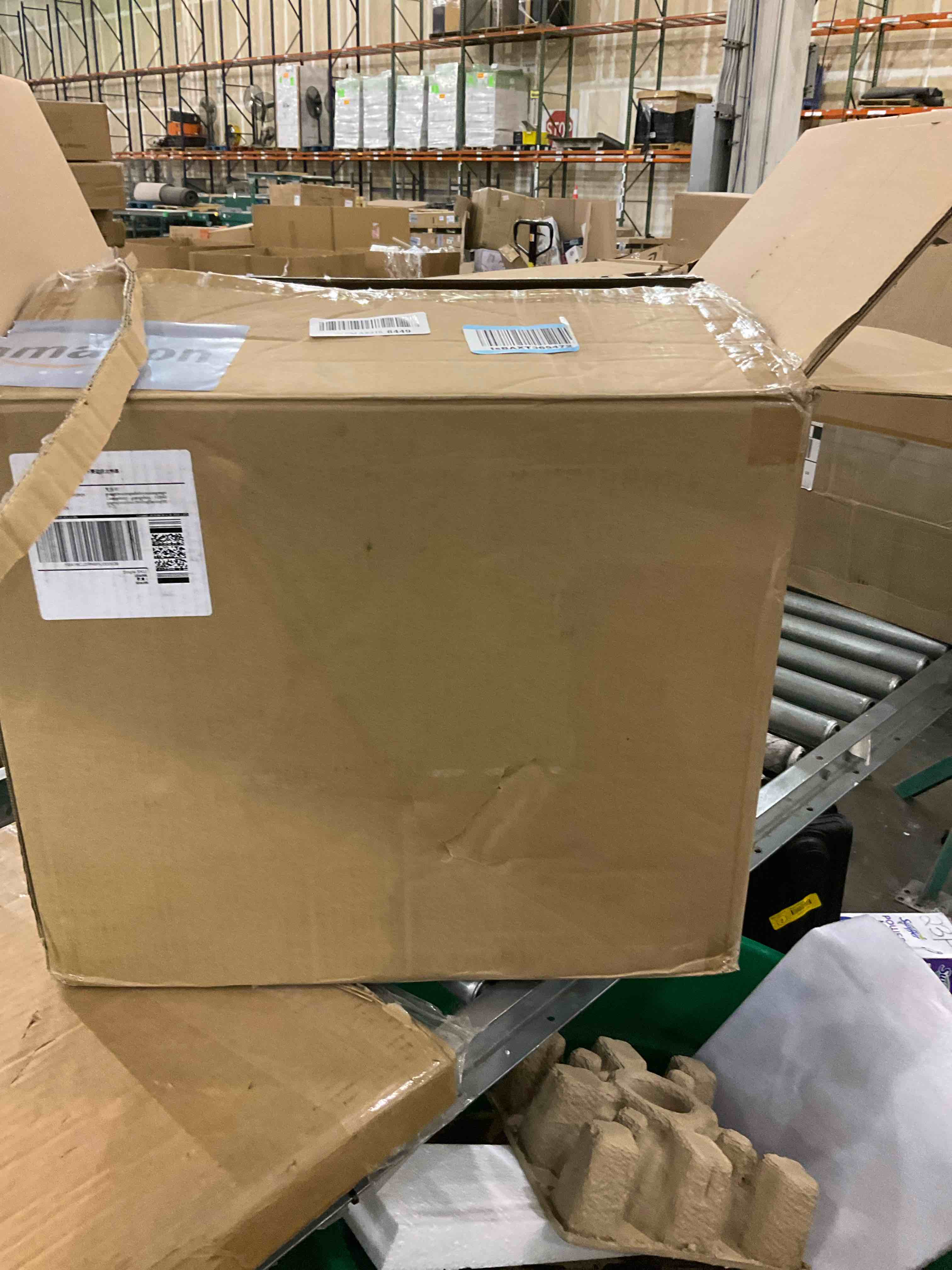 https://s3.amazonaws.com/lotting-images-prod/bidfta/GRA2044317_1738693900622.jpeg