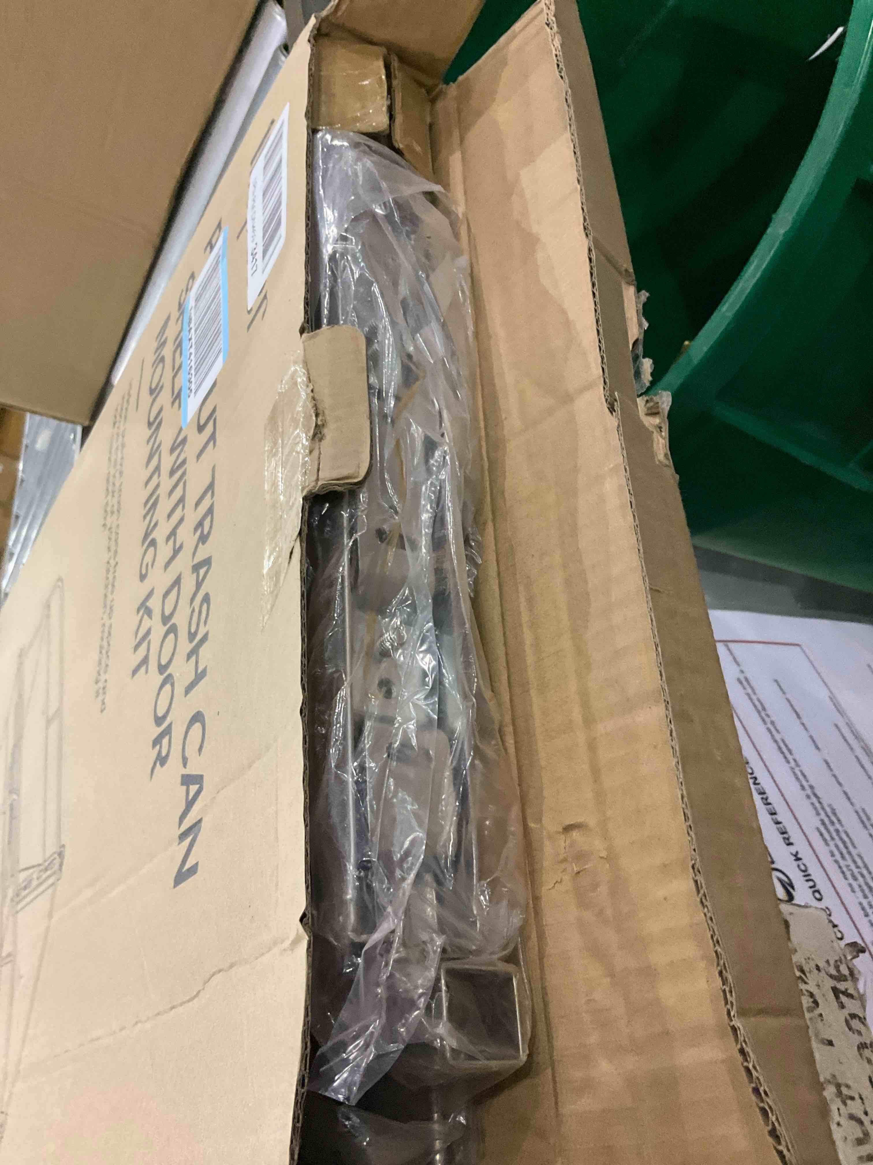 https://s3.amazonaws.com/lotting-images-prod/bidfta/GRA2045526_1739277792110.jpeg