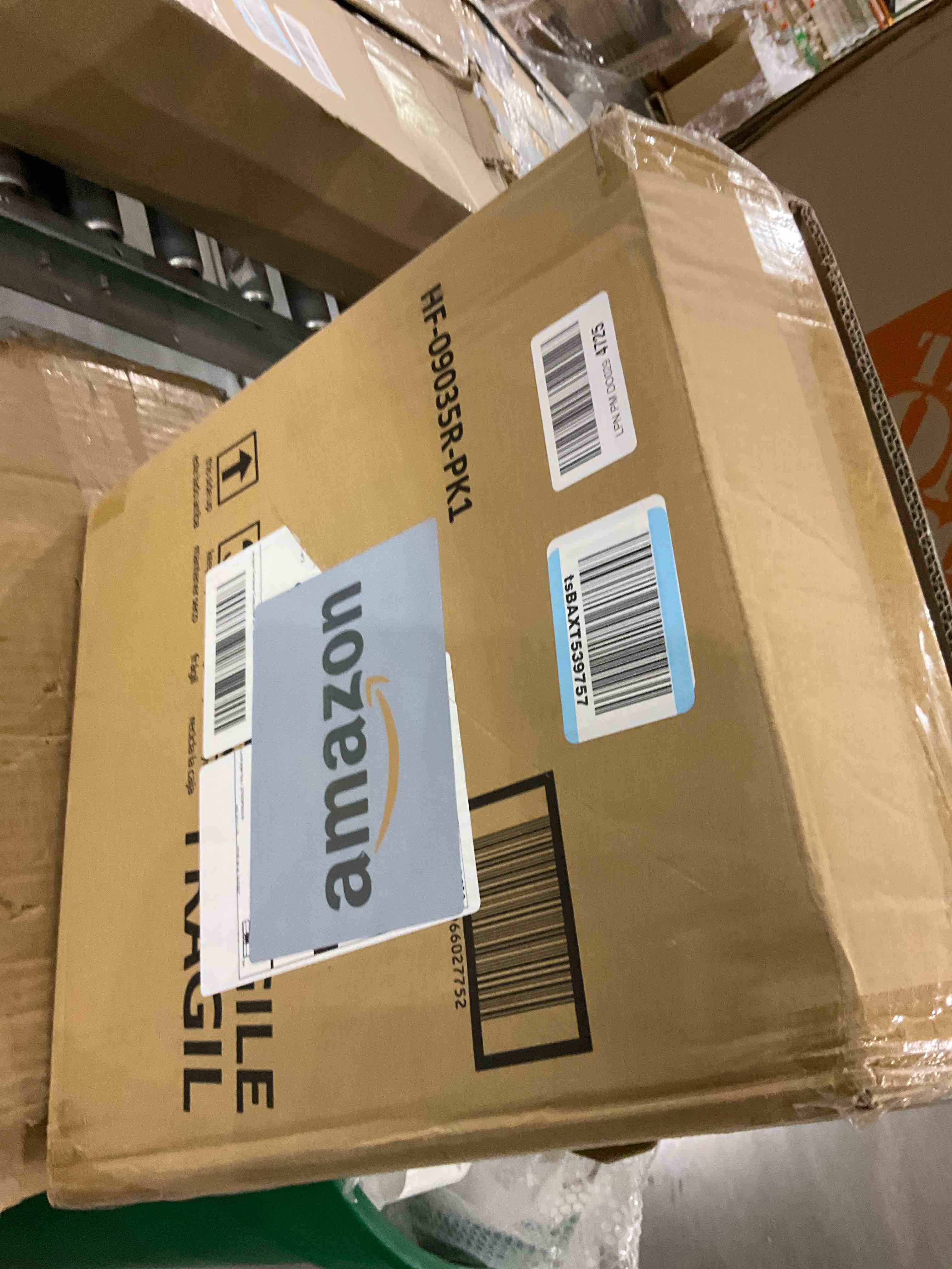https://s3.amazonaws.com/lotting-images-prod/bidfta/GRA2045761_1739372624928.jpeg