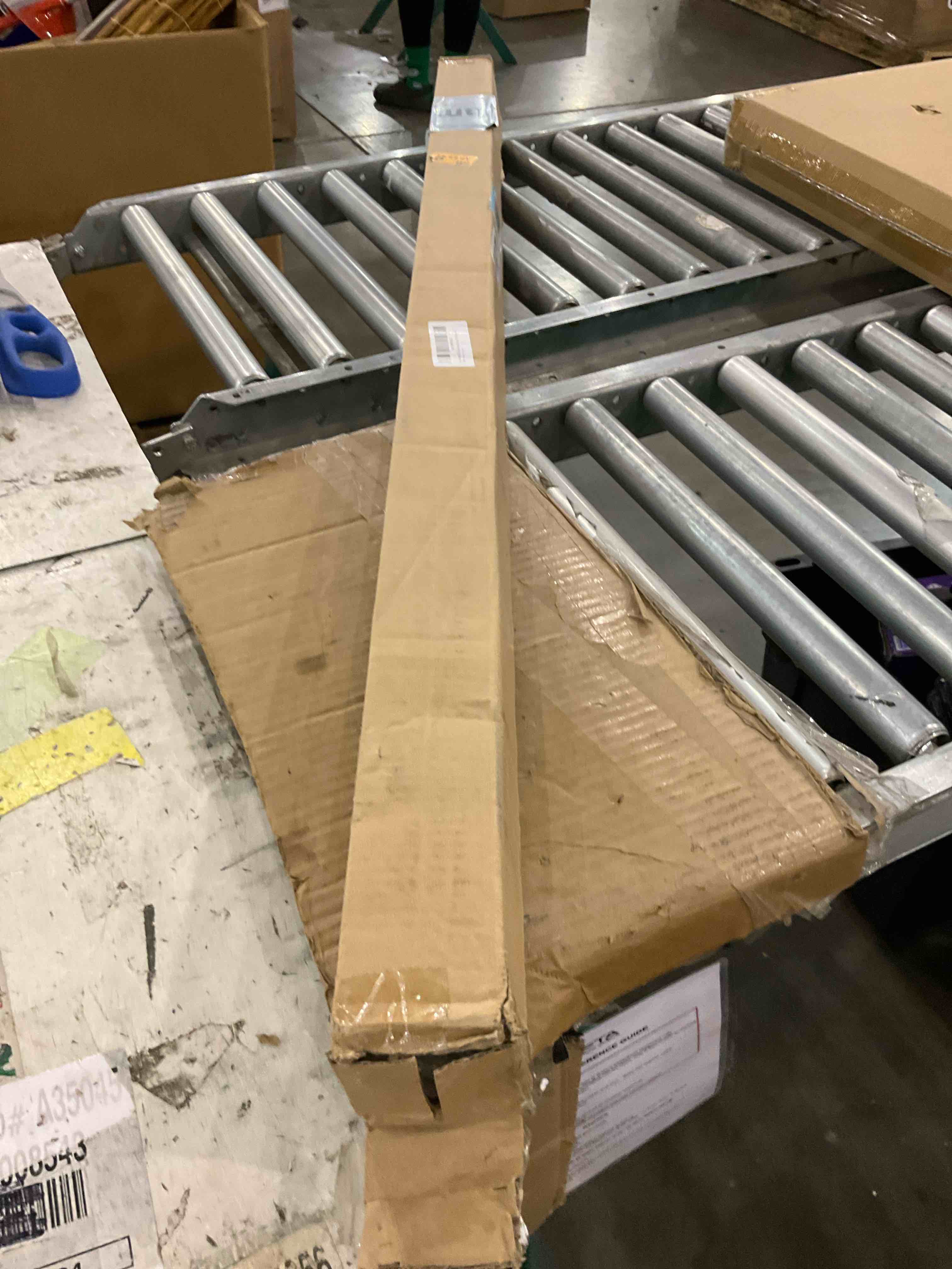 https://s3.amazonaws.com/lotting-images-prod/bidfta/GRA2046074_1739461262721.jpeg