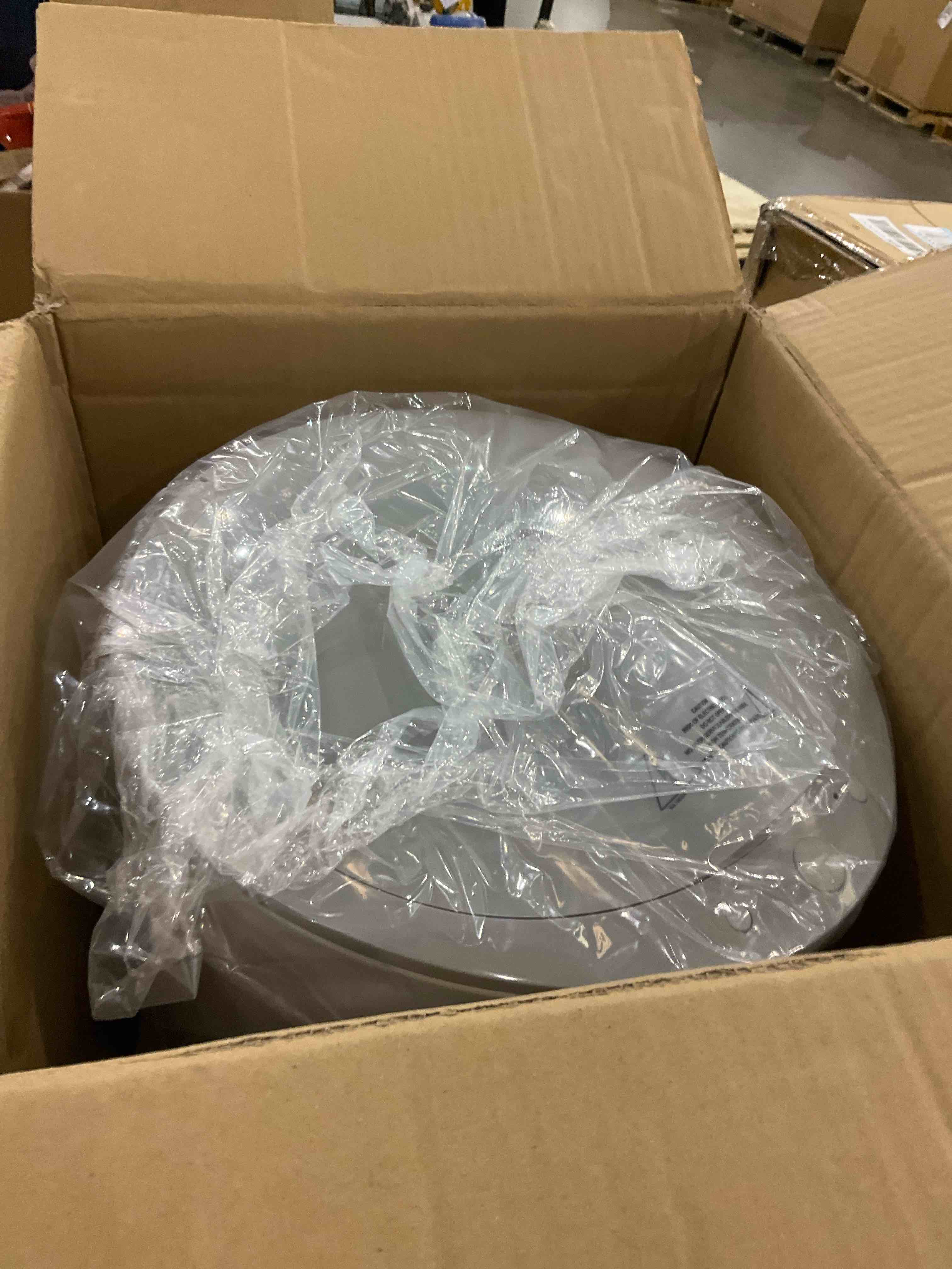 https://s3.amazonaws.com/lotting-images-prod/bidfta/GRA2046460_1739802335492.jpeg