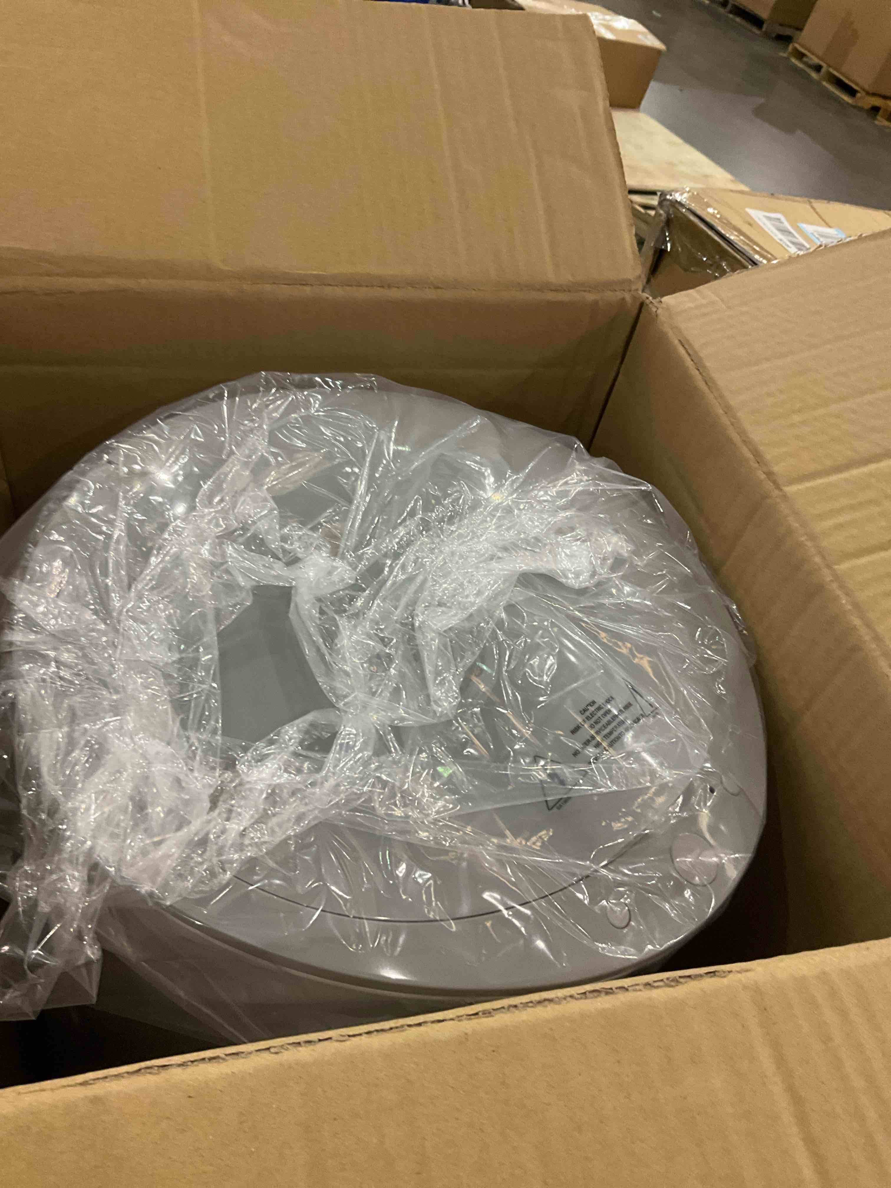 https://s3.amazonaws.com/lotting-images-prod/bidfta/GRA2046460_1739802336687.jpeg