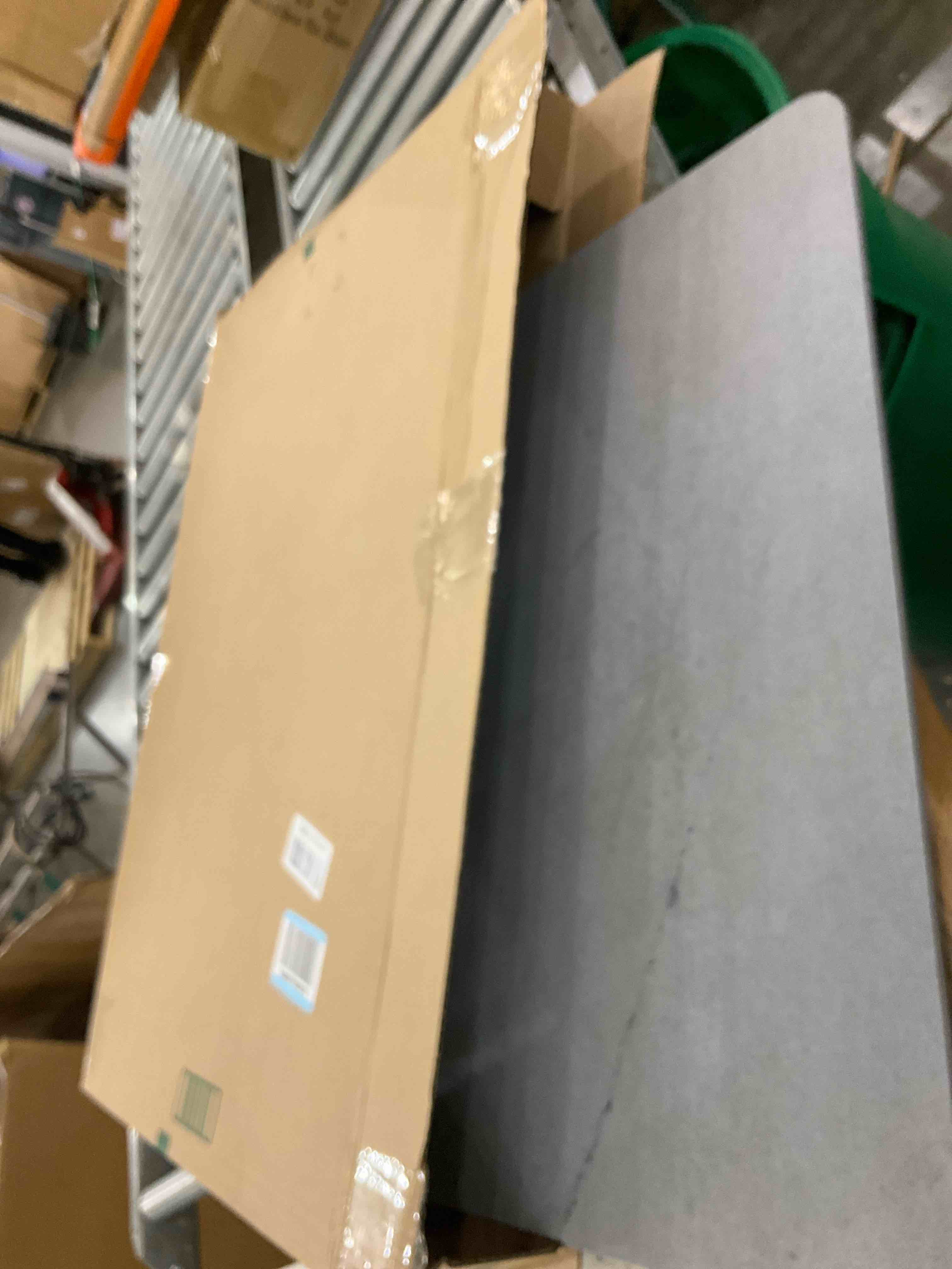 https://s3.amazonaws.com/lotting-images-prod/bidfta/GRA2046568_1739814450507.jpeg