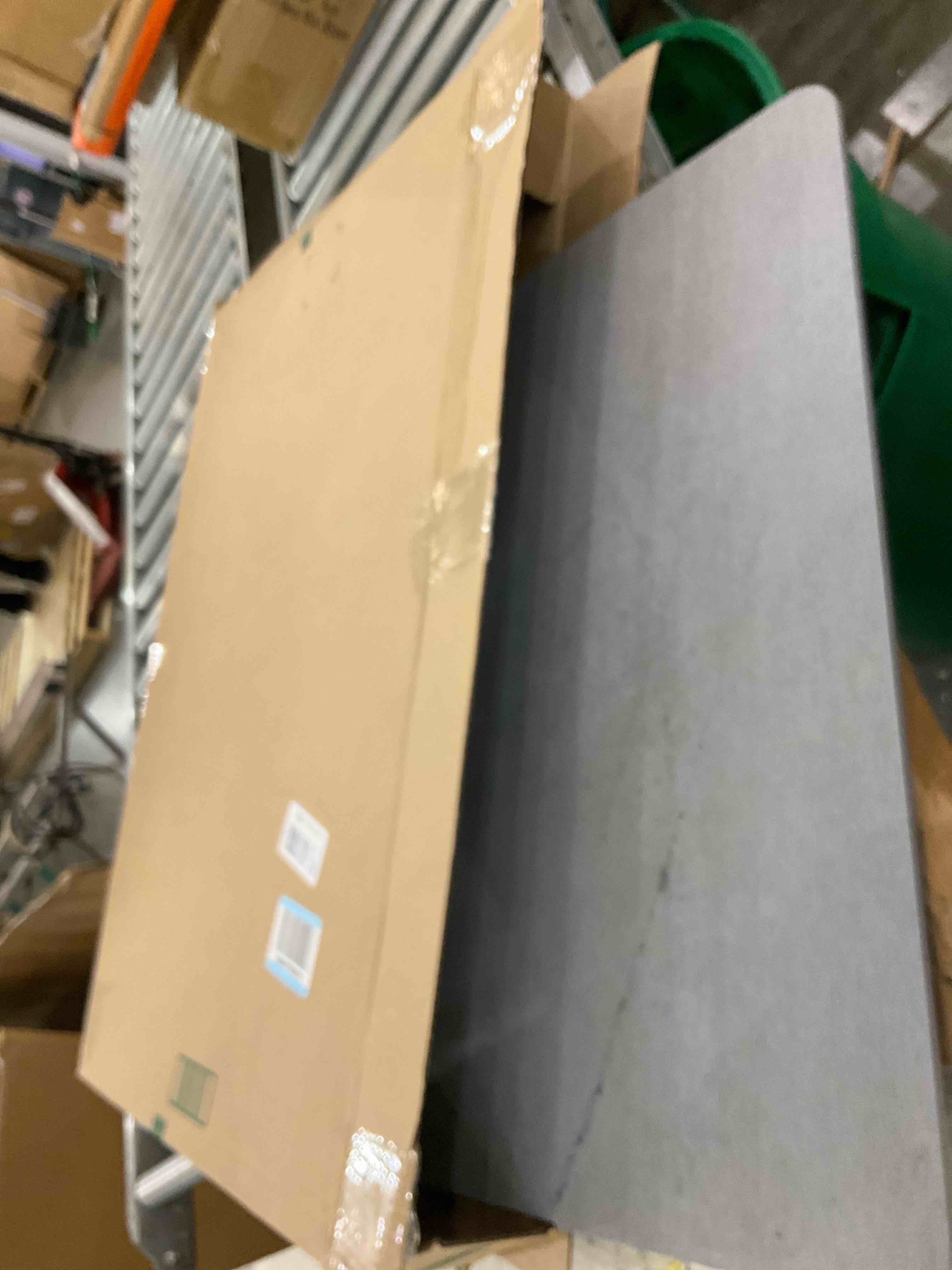 https://s3.amazonaws.com/lotting-images-prod/bidfta/GRA2046568_1739814452158.jpeg