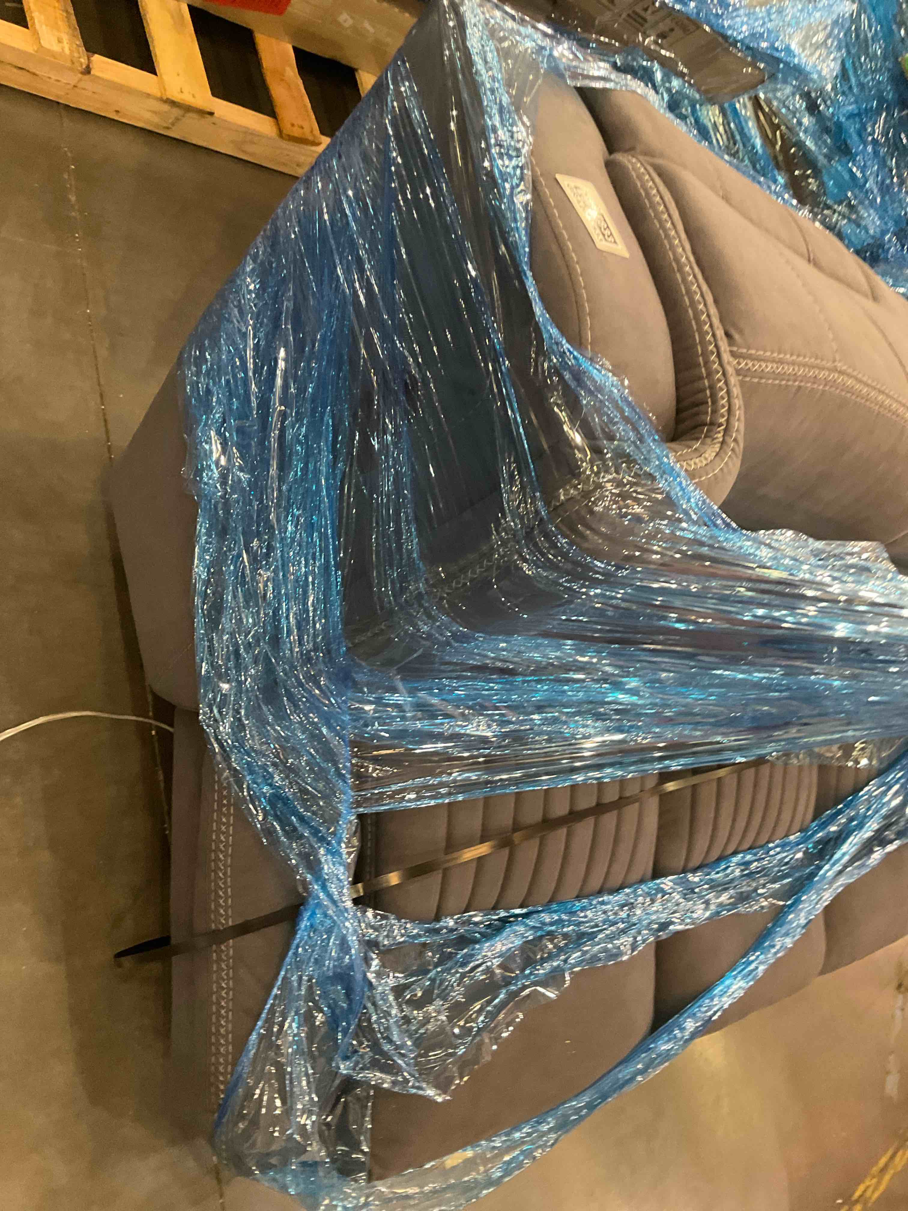 3 seater recliner sofa