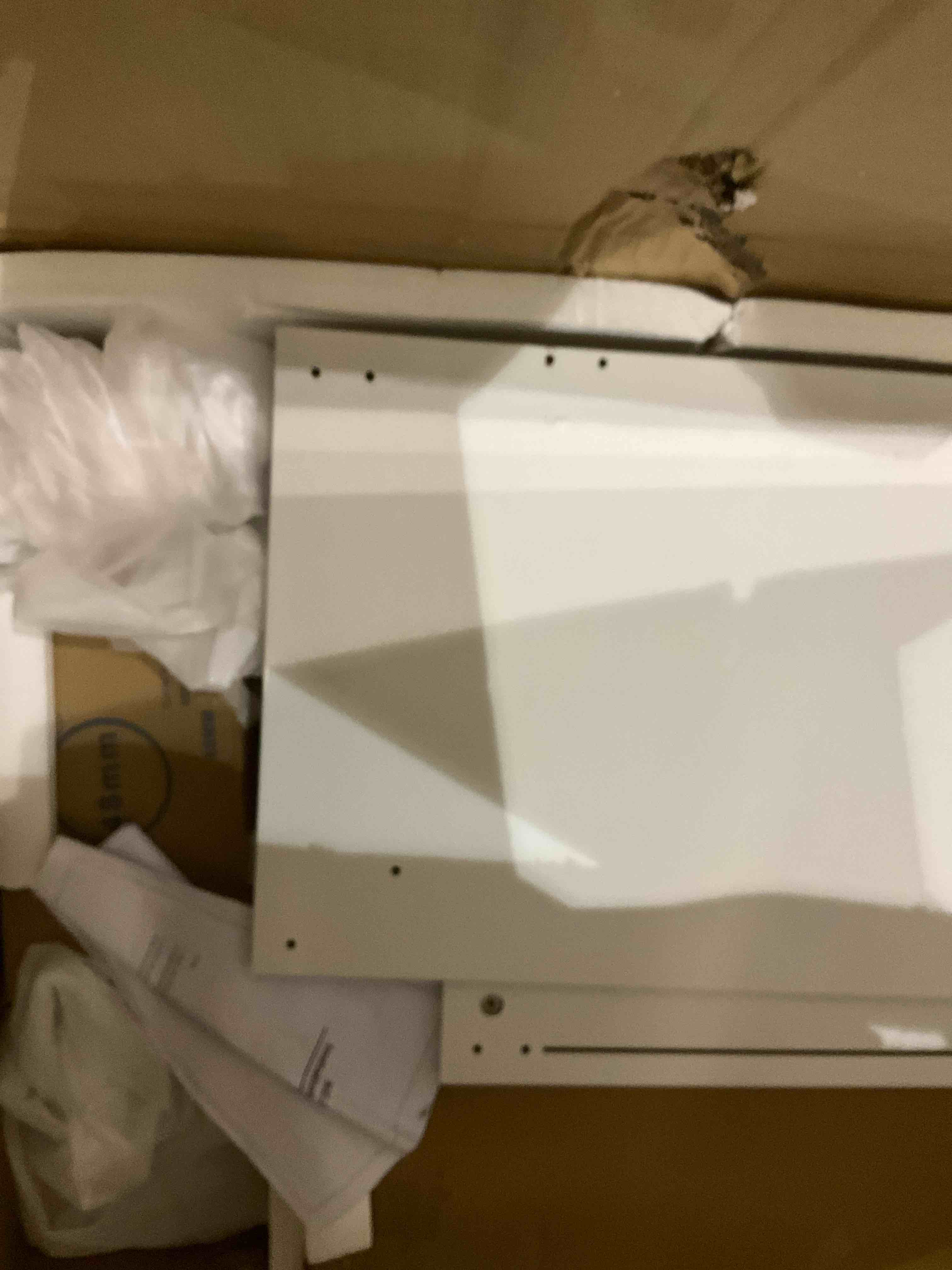 https://s3.amazonaws.com/lotting-images-prod/bidfta/GRA2048025_1740062610109.jpeg