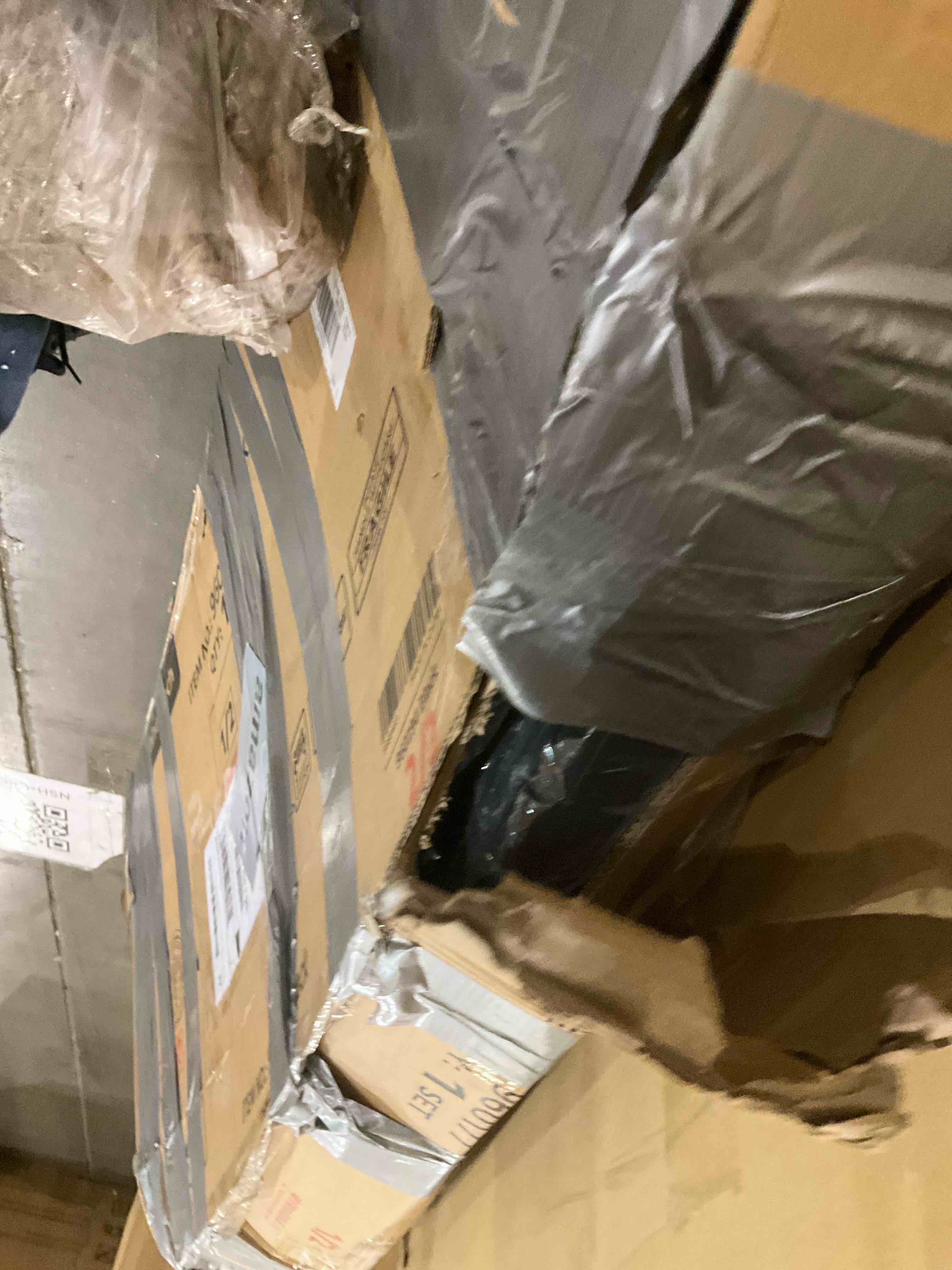 https://s3.amazonaws.com/lotting-images-prod/bidfta/GRA2048029_1740063014723.jpeg