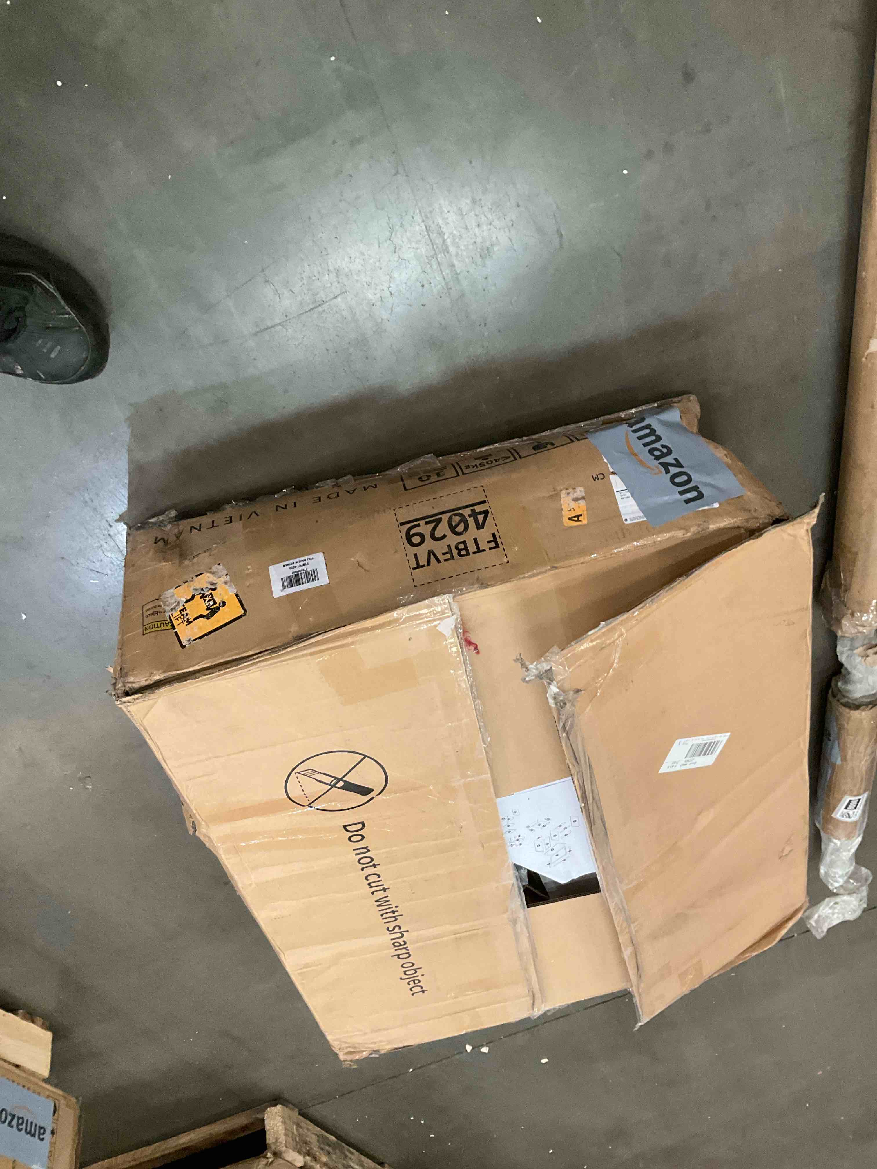 VOWNER Vanity with Lighted Mirror - Makeup Vanity Desk with Power Outlet and 9 Drawers, 3 Color Lighting Modes Adjustable Brightness, 43" Vanity Table with Soft Cushioned Stool for Bedroom, White FTBFVT-4029