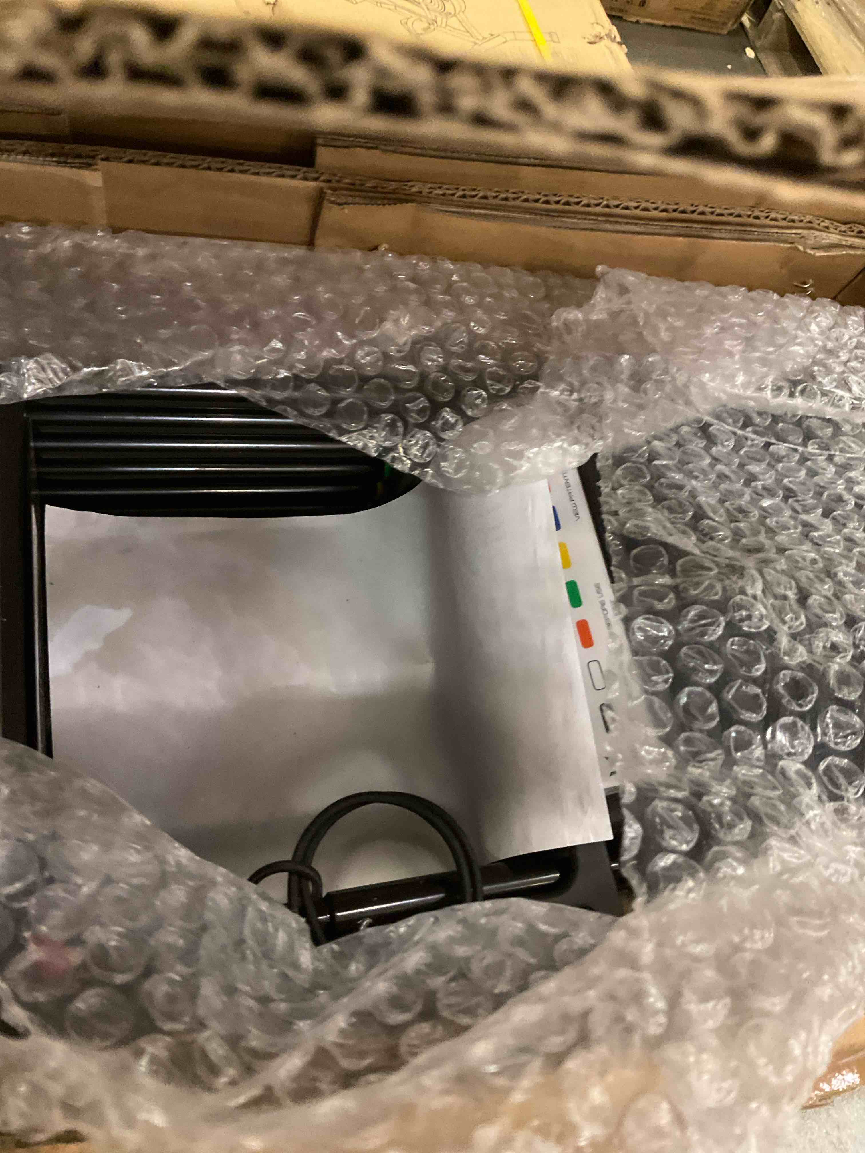 https://s3.amazonaws.com/lotting-images-prod/bidfta/GRA2048101_1740069401691.jpeg
