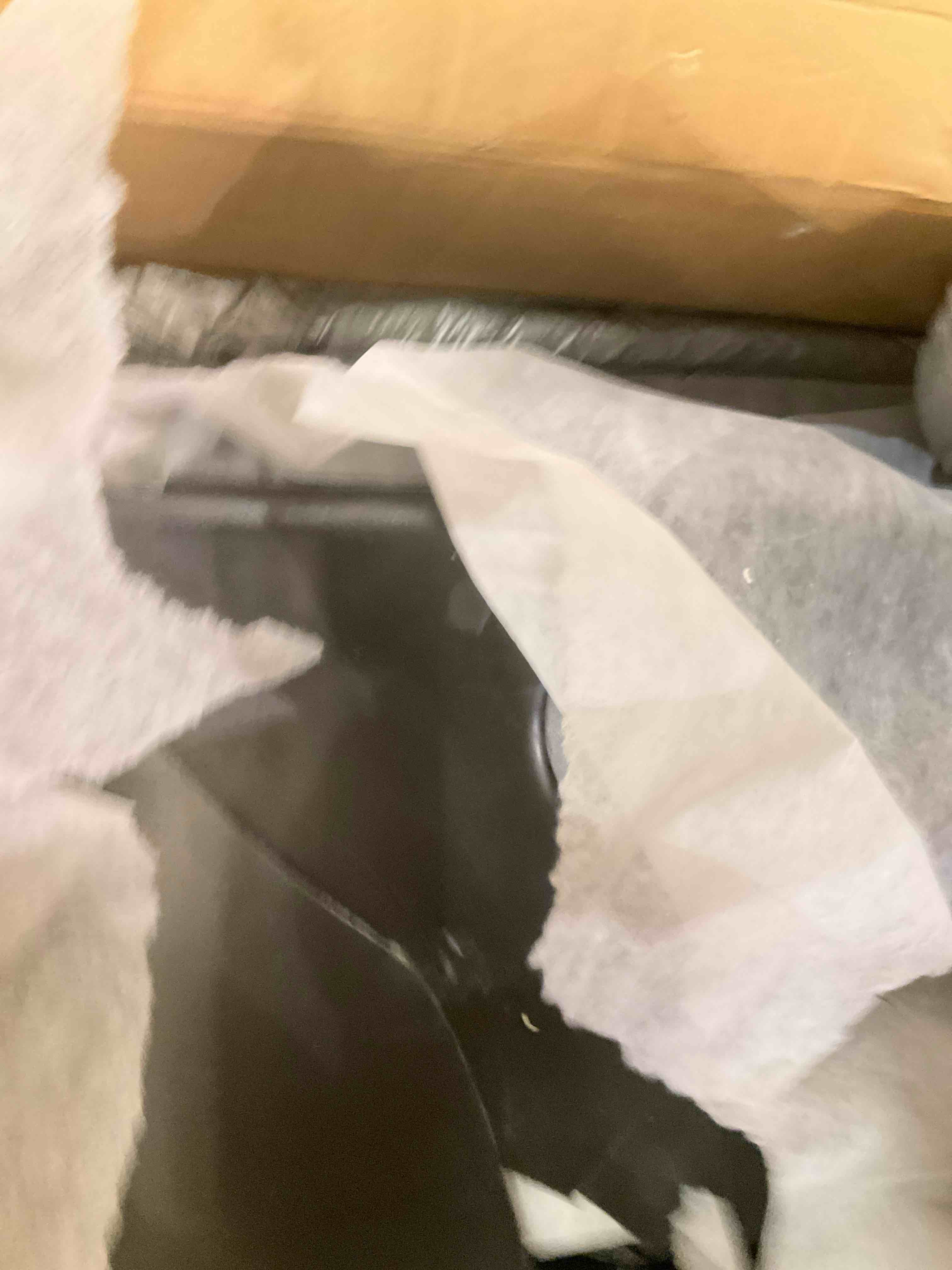 https://s3.amazonaws.com/lotting-images-prod/bidfta/GRA2048114_1740070002440.jpeg
