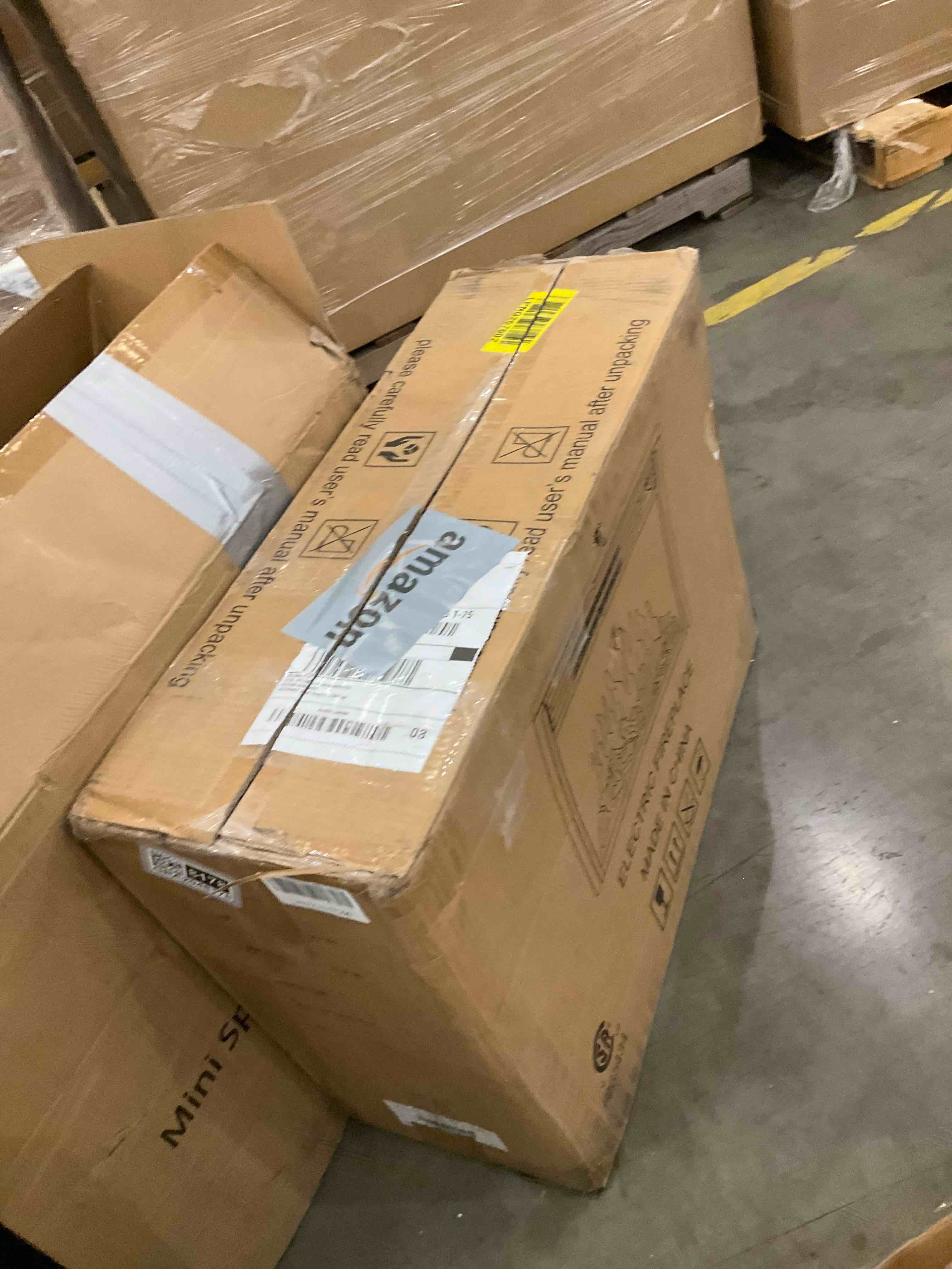https://s3.amazonaws.com/lotting-images-prod/bidfta/GRA2048178_1740077420273.jpeg