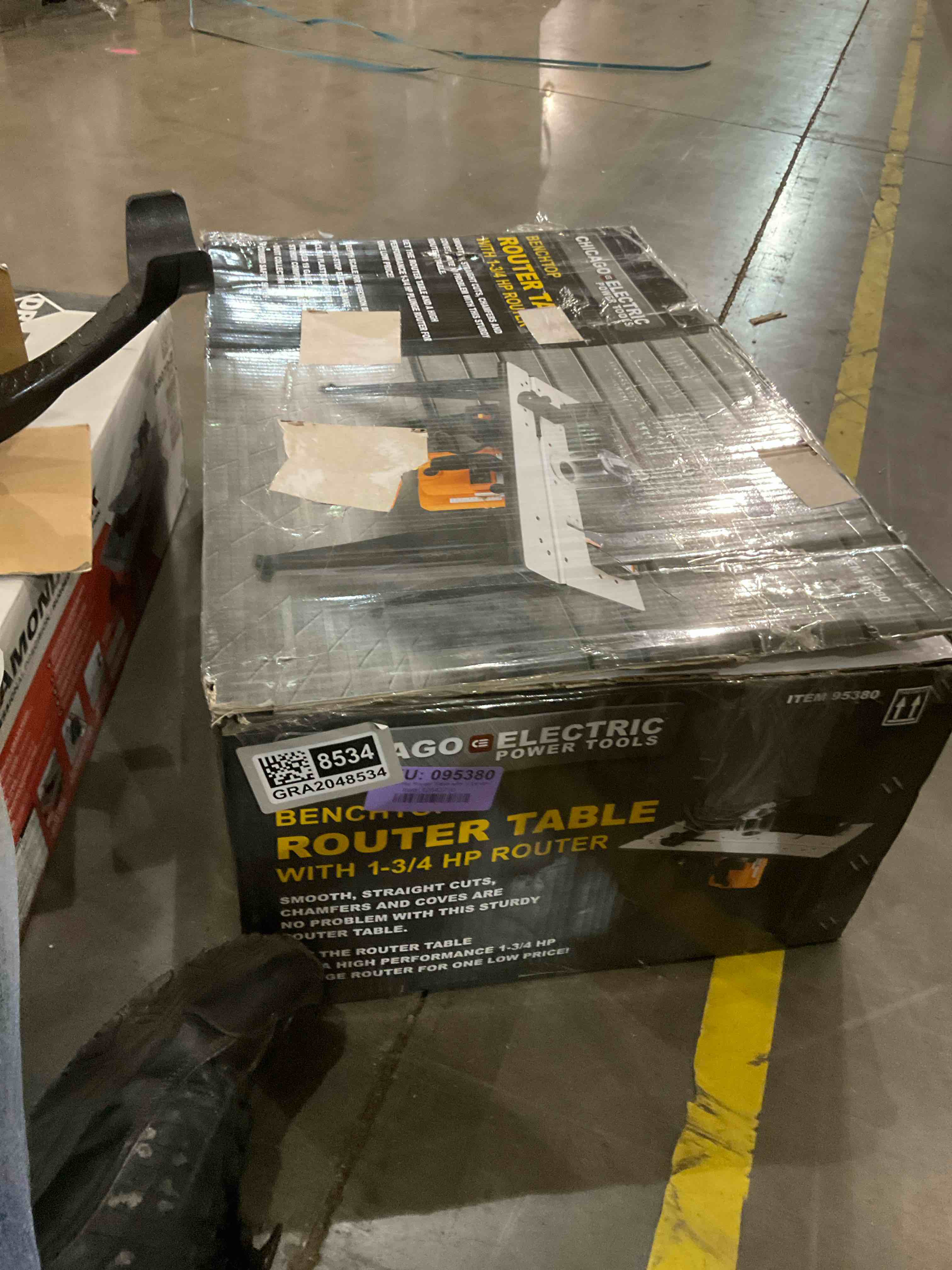 bench top router table with 1-3/4” hp router