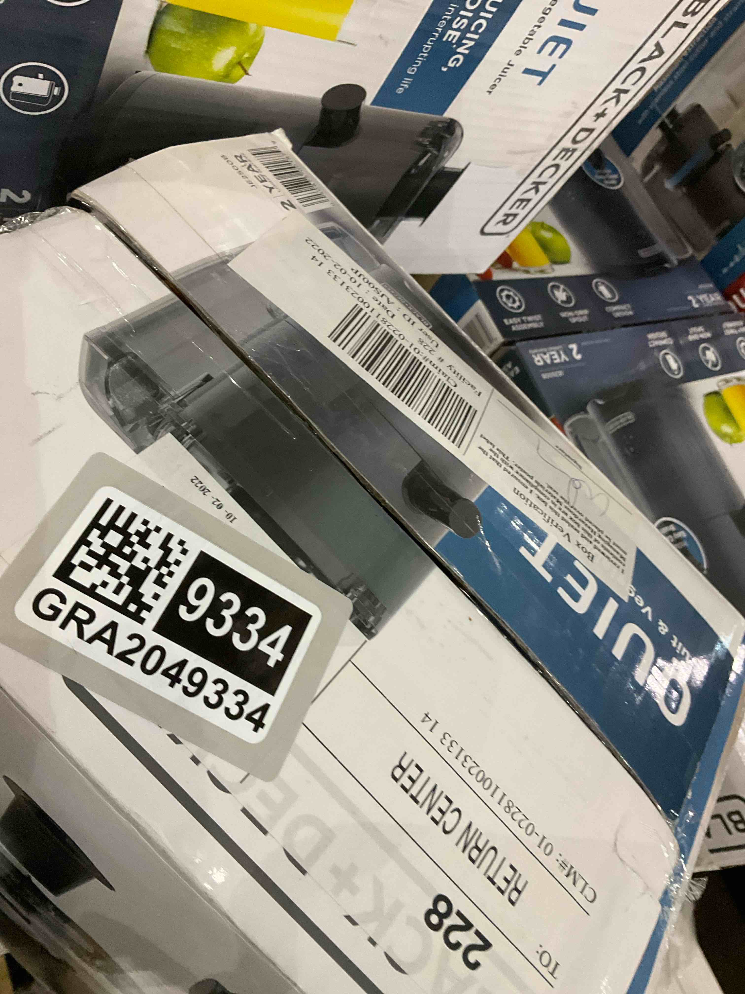 https://s3.amazonaws.com/lotting-images-prod/bidfta/GRA2049347_1740487300119.jpeg