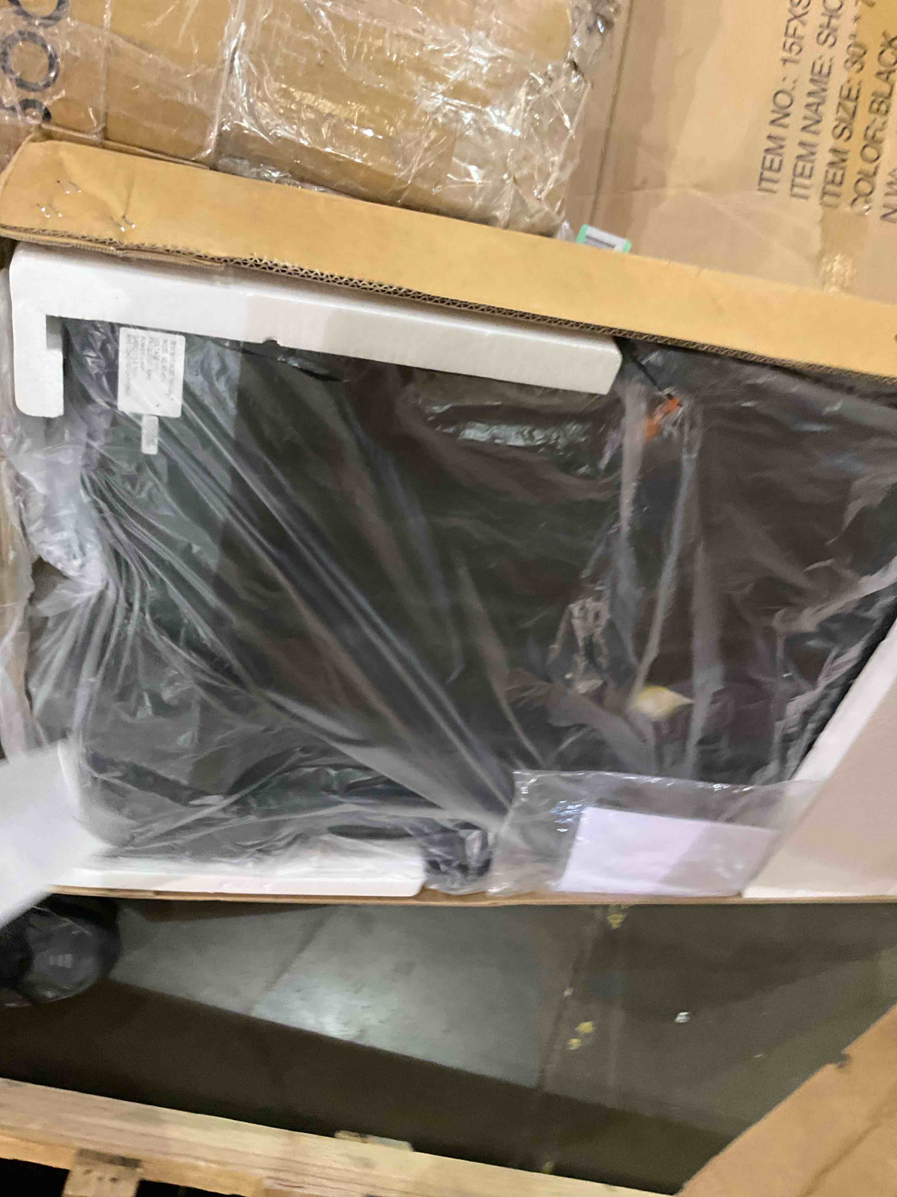 https://s3.amazonaws.com/lotting-images-prod/bidfta/GRA2051166_1738856635995.jpeg
