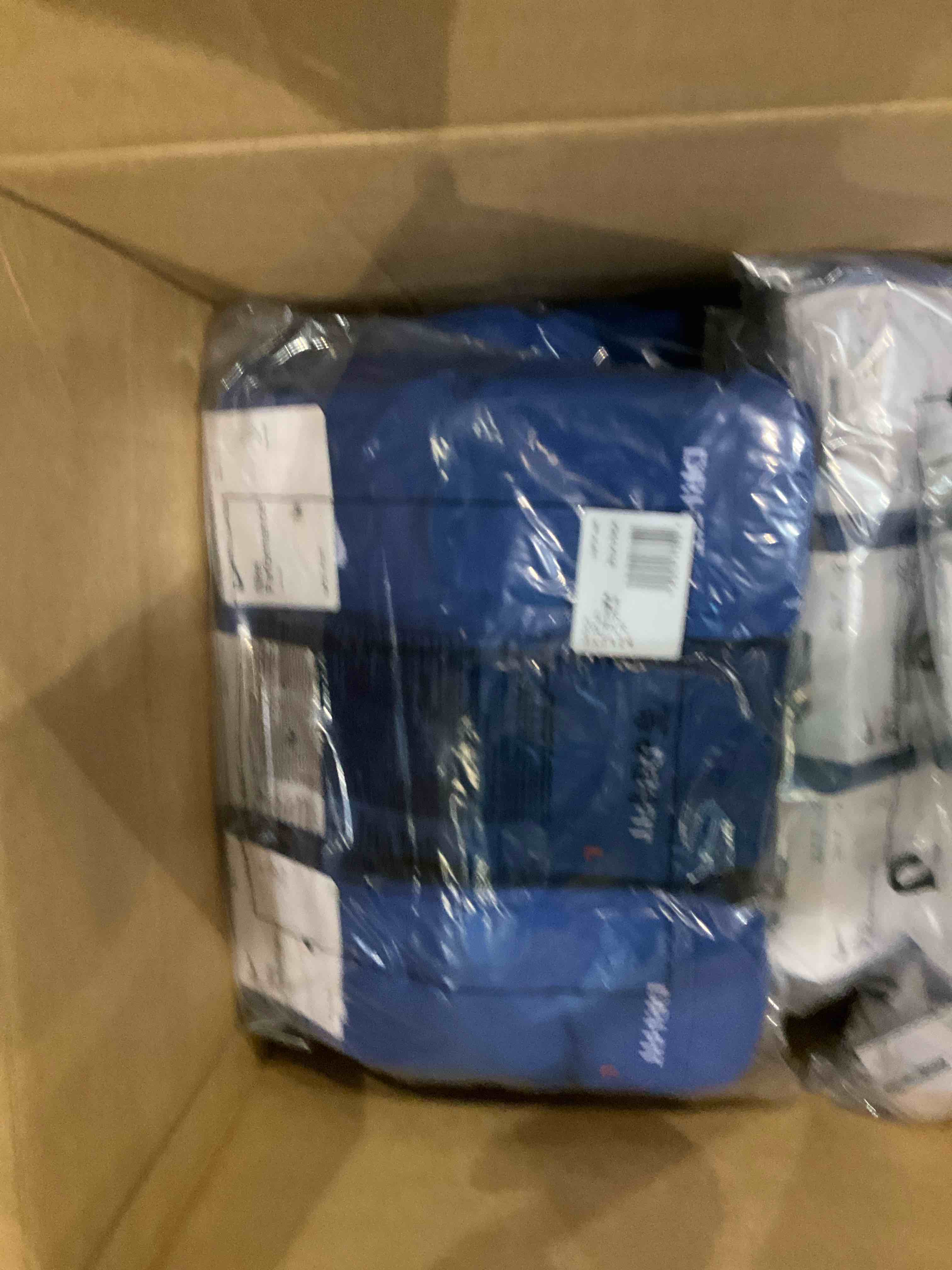 https://s3.amazonaws.com/lotting-images-prod/bidfta/GRA2051739_1738953866904.jpeg
