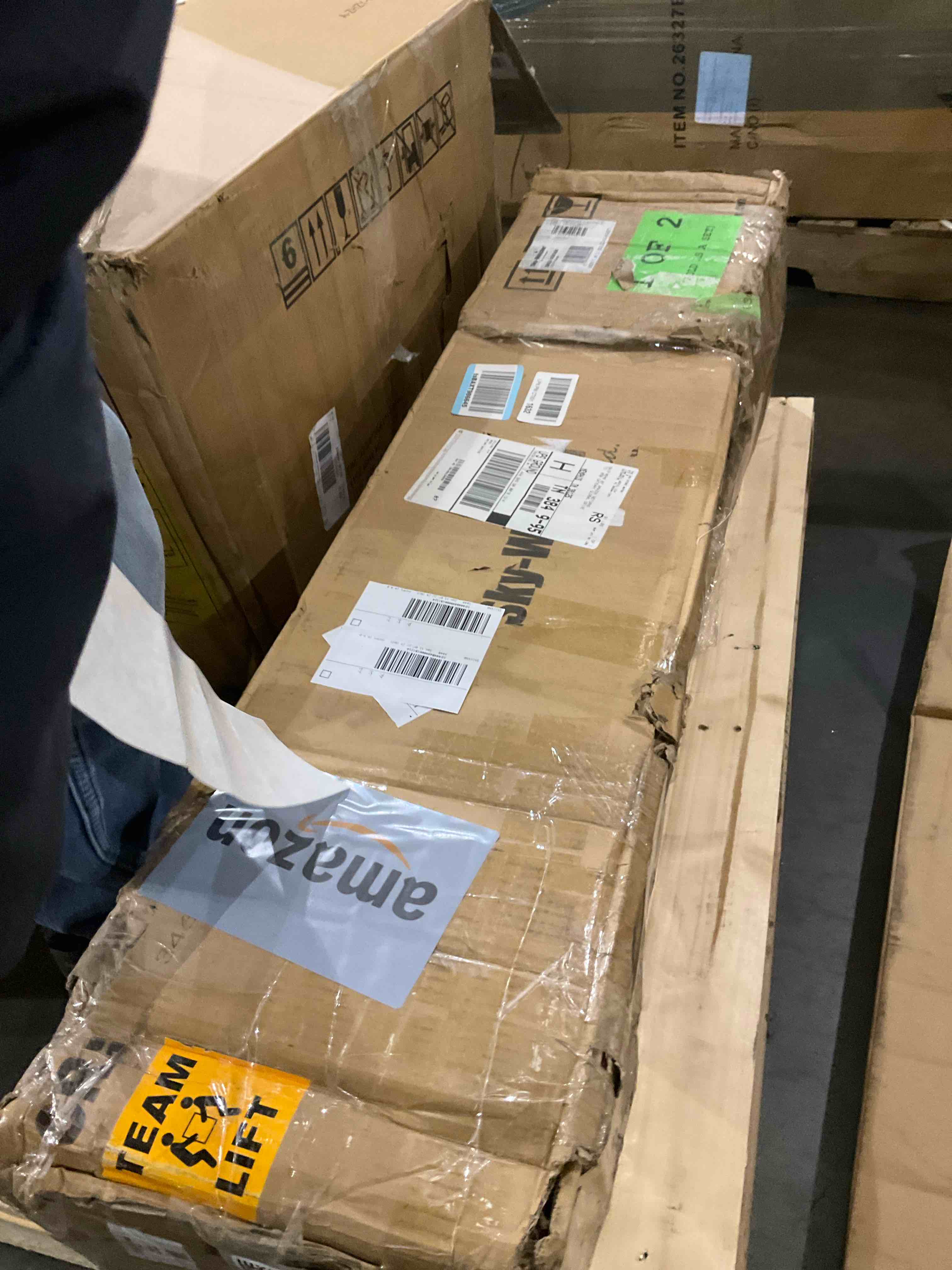 https://s3.amazonaws.com/lotting-images-prod/bidfta/GRA2051828_1739291514484.jpeg