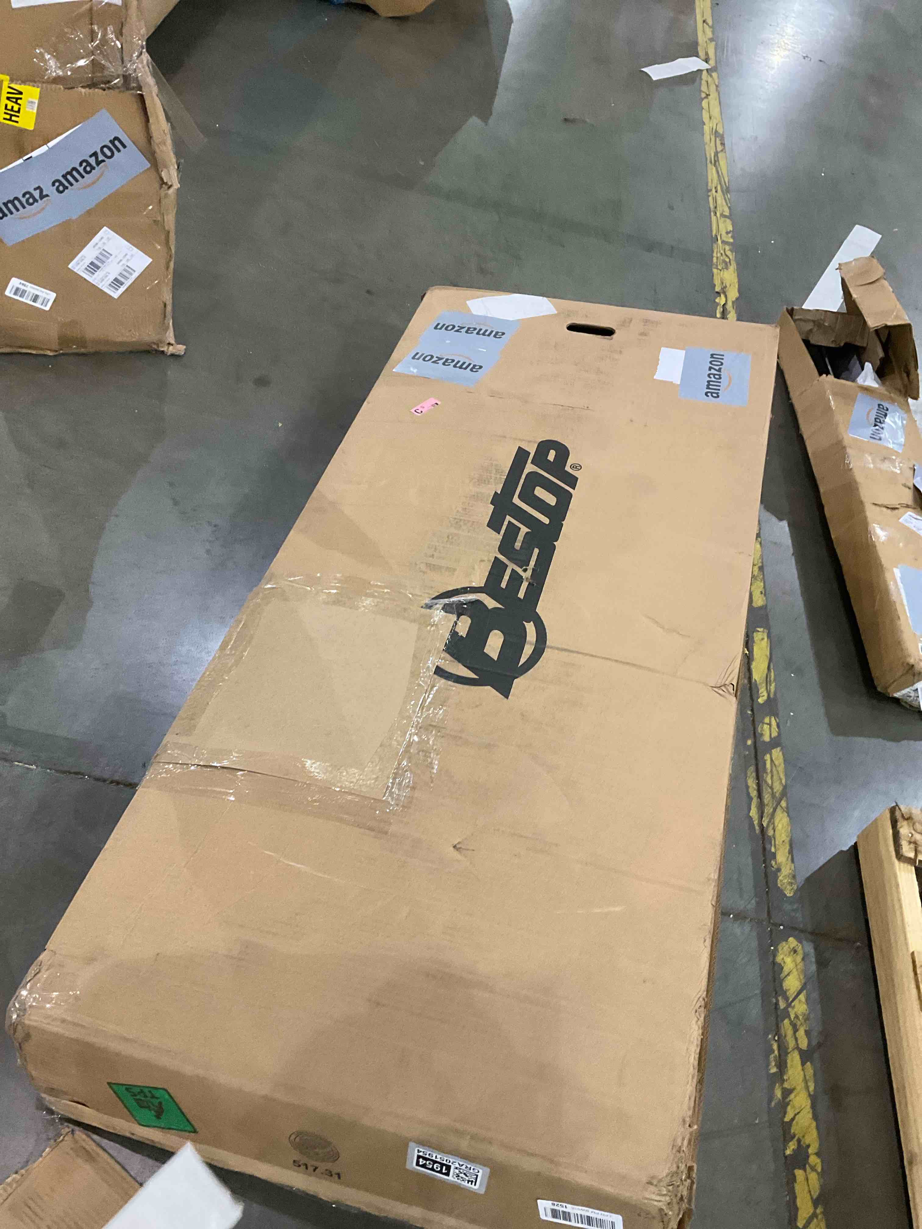 https://s3.amazonaws.com/lotting-images-prod/bidfta/GRA2051954_1739194450342.jpeg