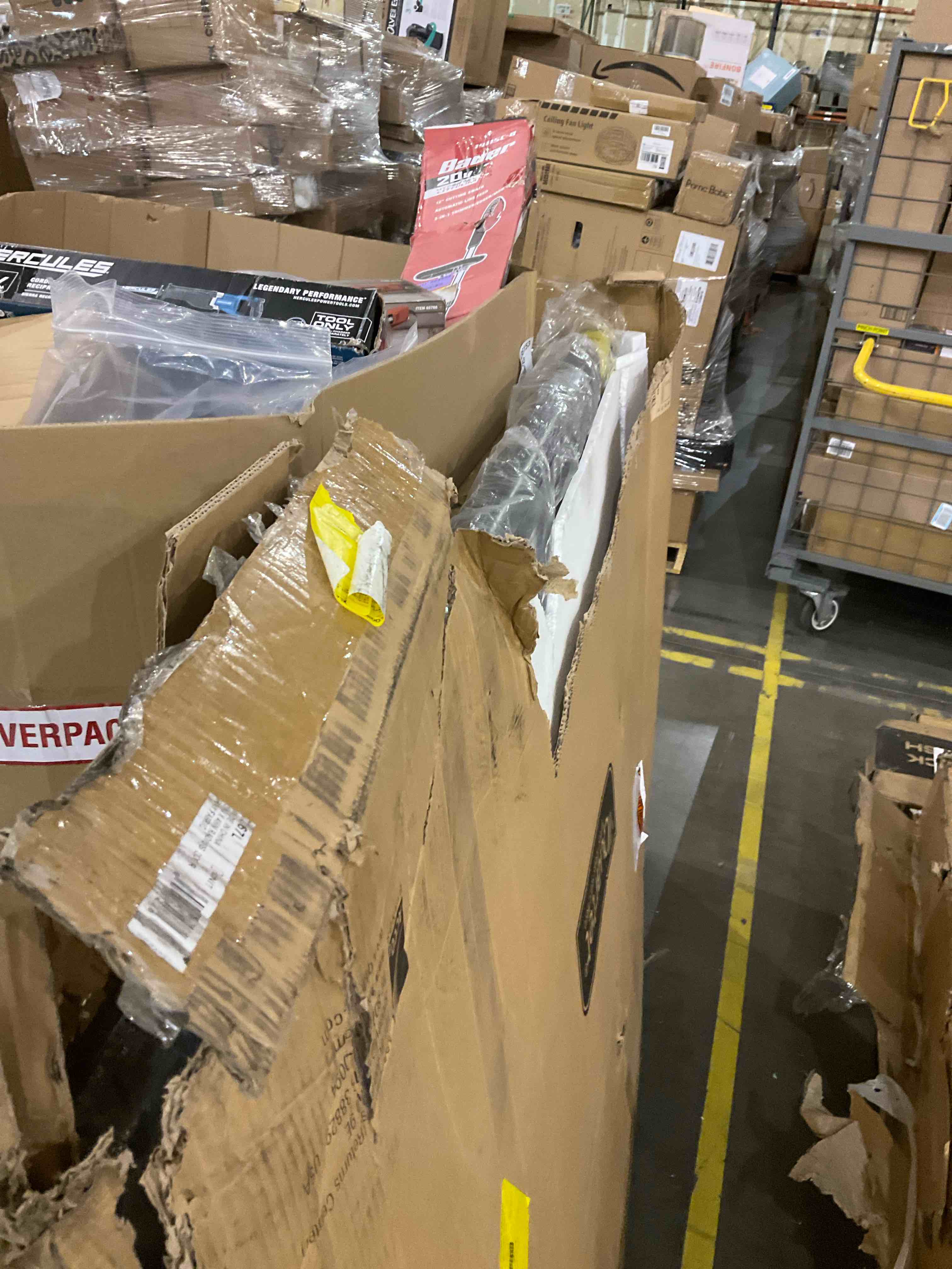 https://s3.amazonaws.com/lotting-images-prod/bidfta/GRA2052075_1739283958920.jpeg