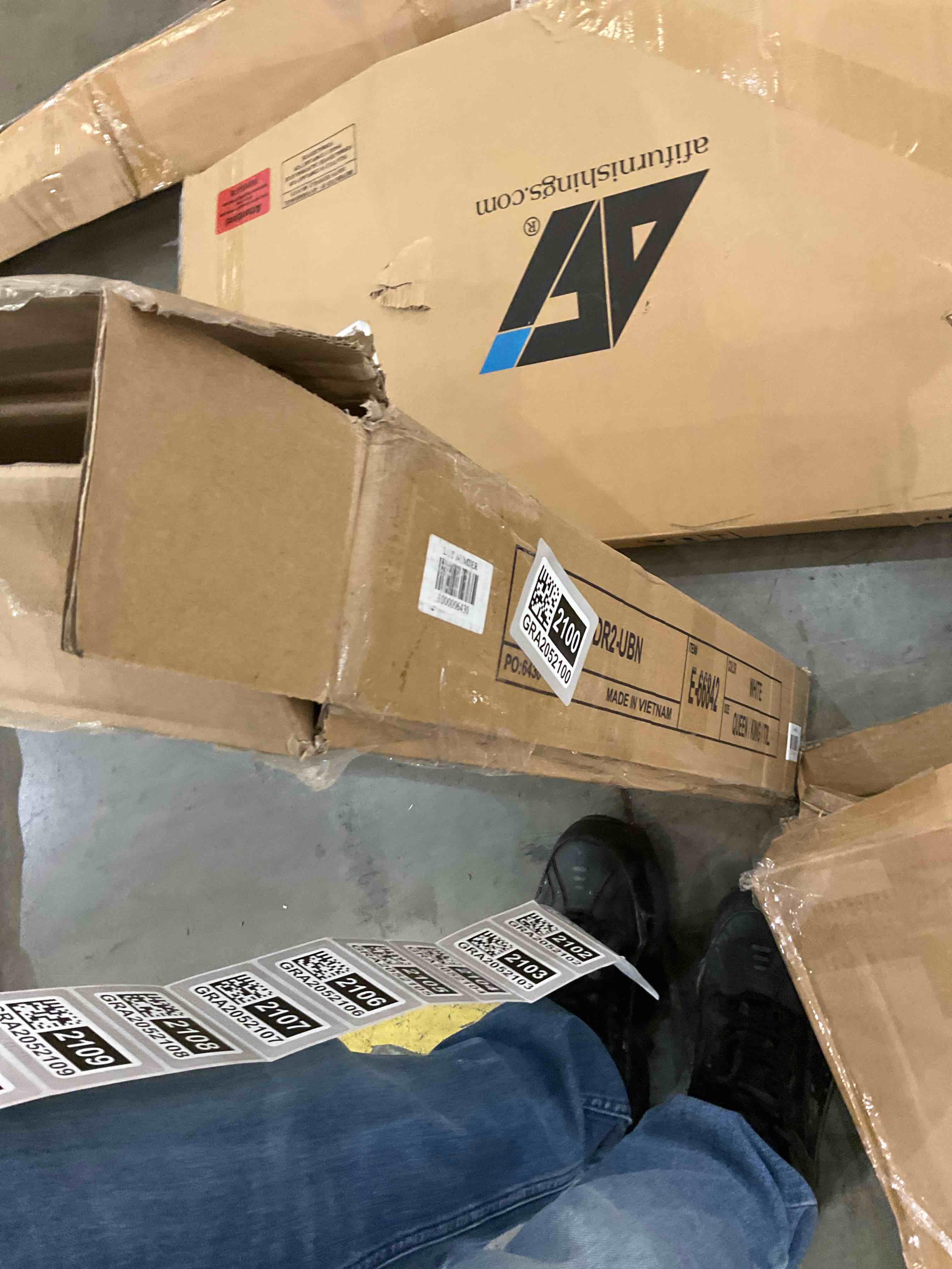 queen bed frame parts