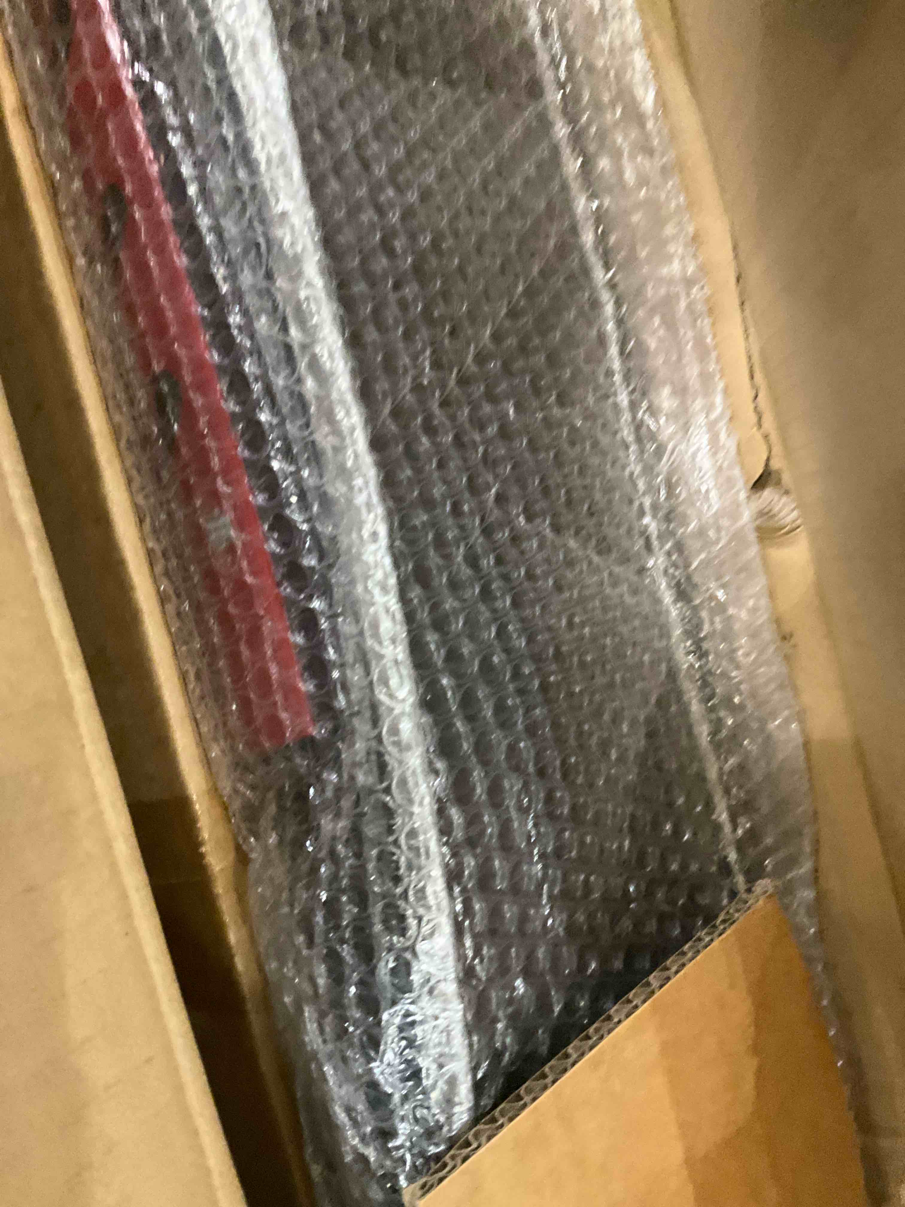 https://s3.amazonaws.com/lotting-images-prod/bidfta/GRA2052232_1739216940107.jpeg