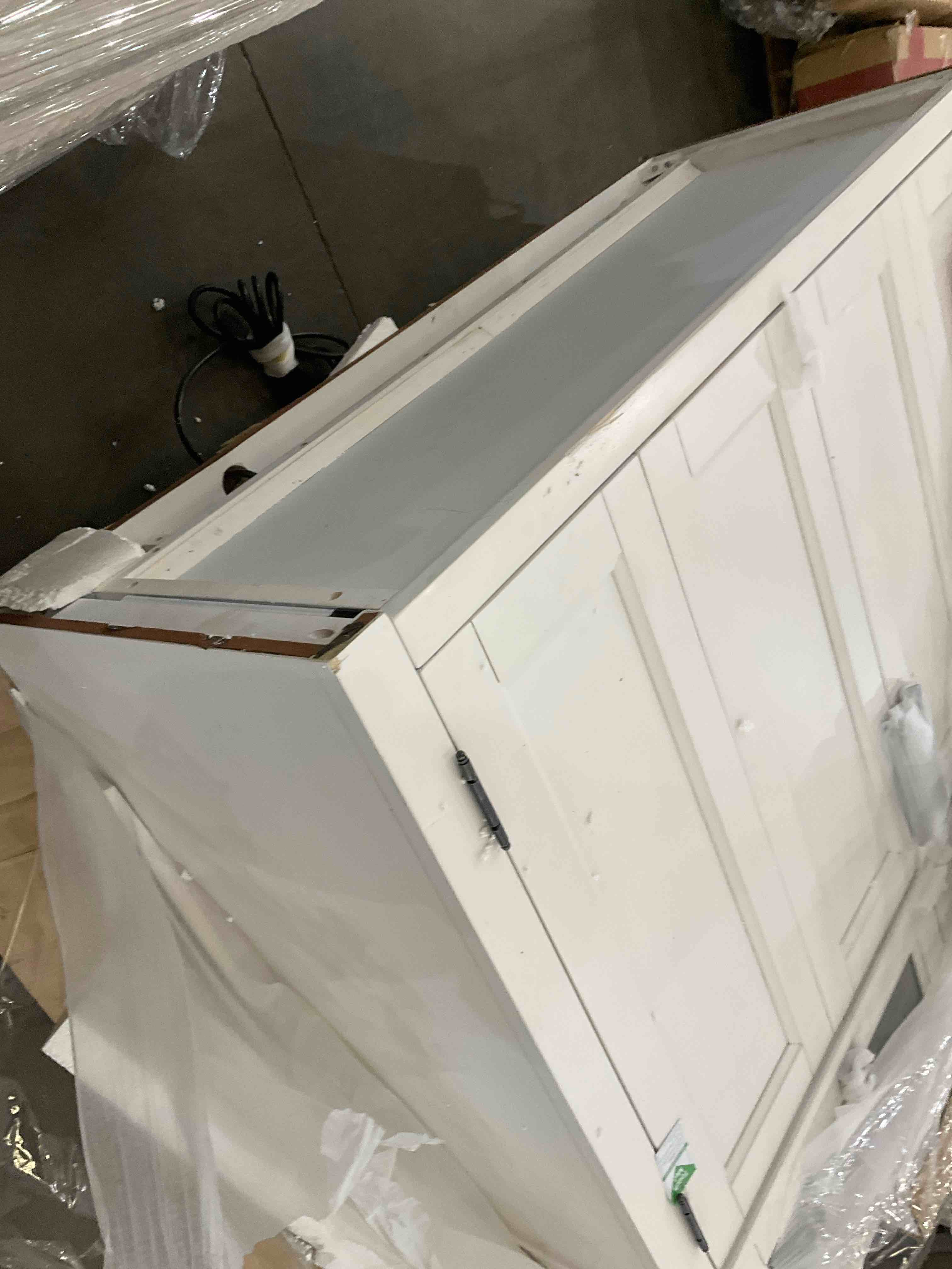 kitchen / bathroom vanity NO TOP