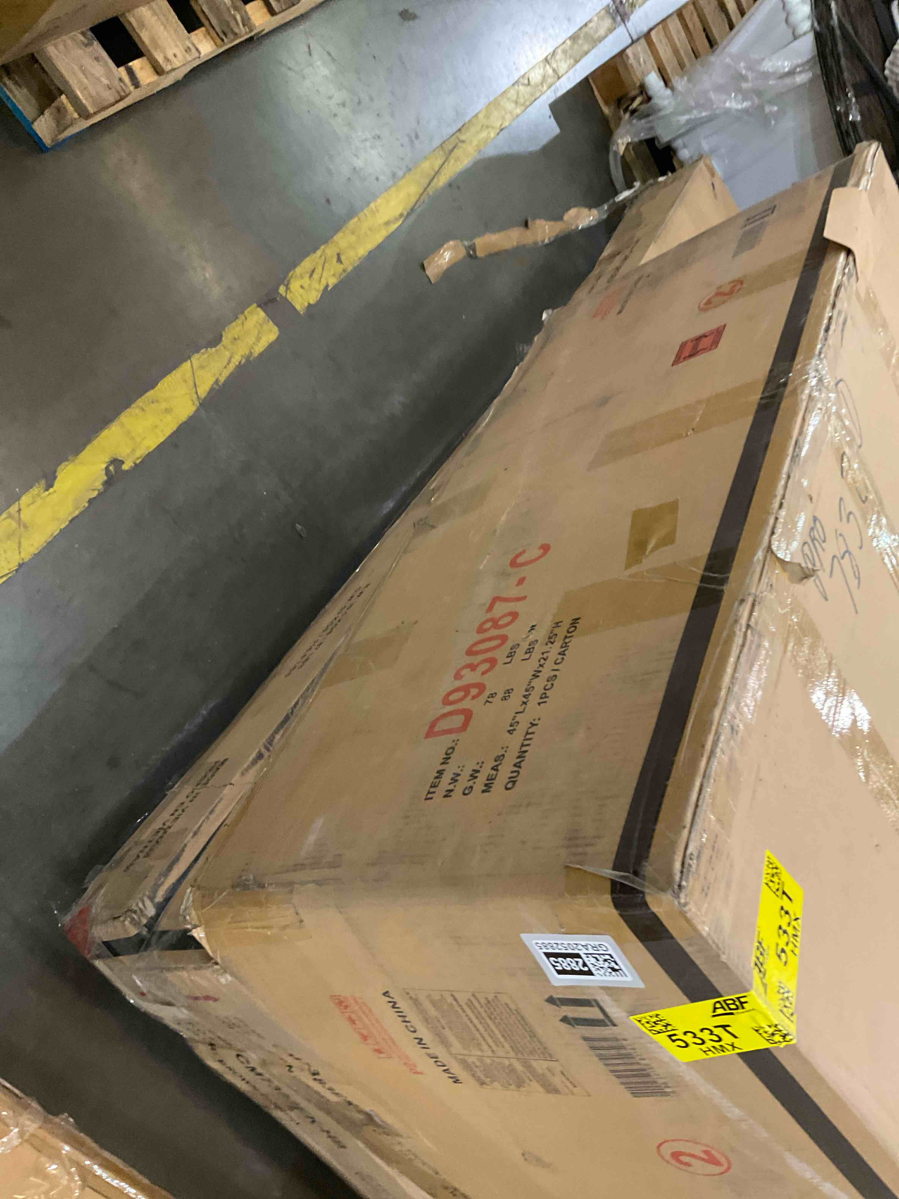 https://s3.amazonaws.com/lotting-images-prod/bidfta/GRA2052885_1739549738357.jpeg
