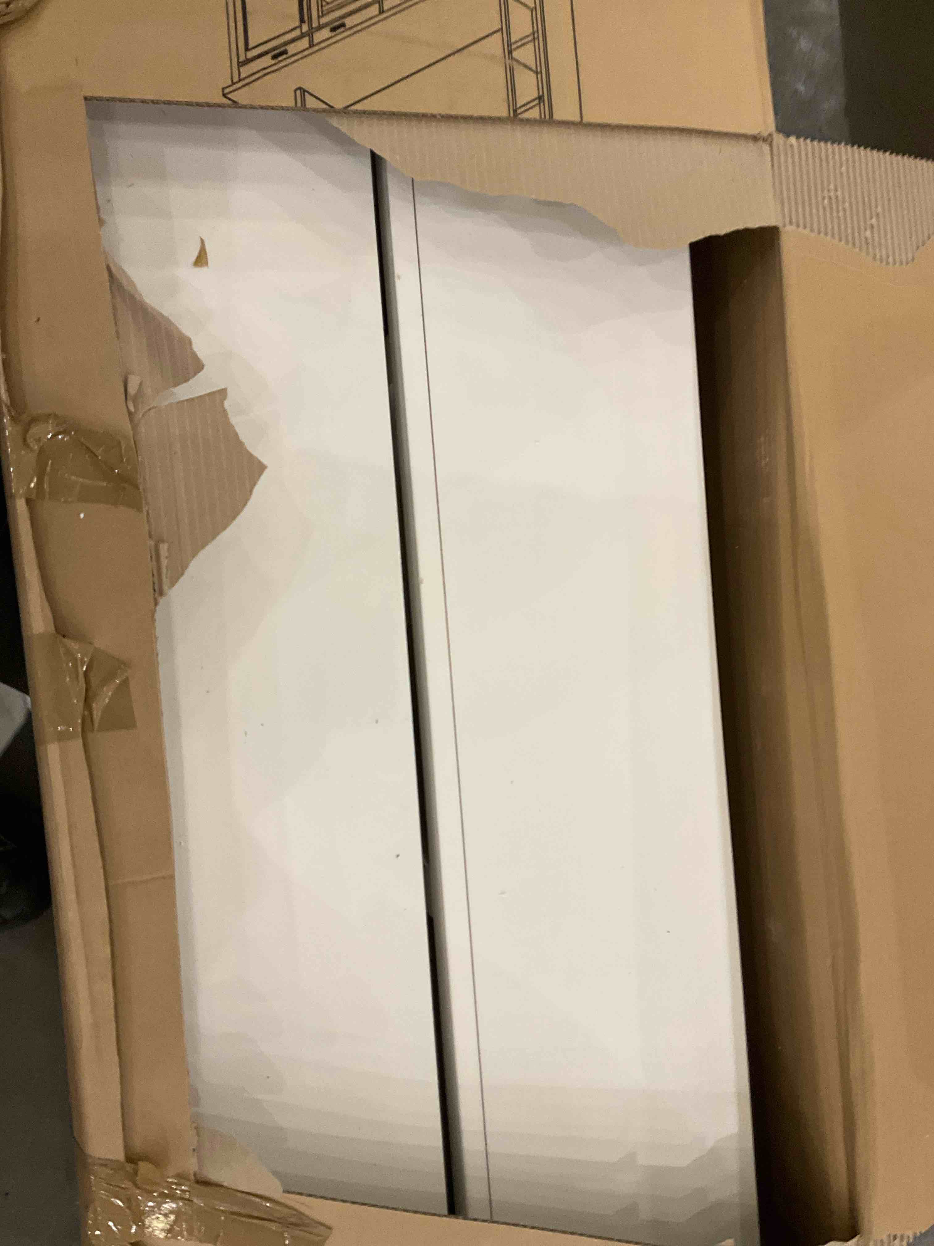 https://s3.amazonaws.com/lotting-images-prod/bidfta/GRA2052895_1739551929195.jpeg