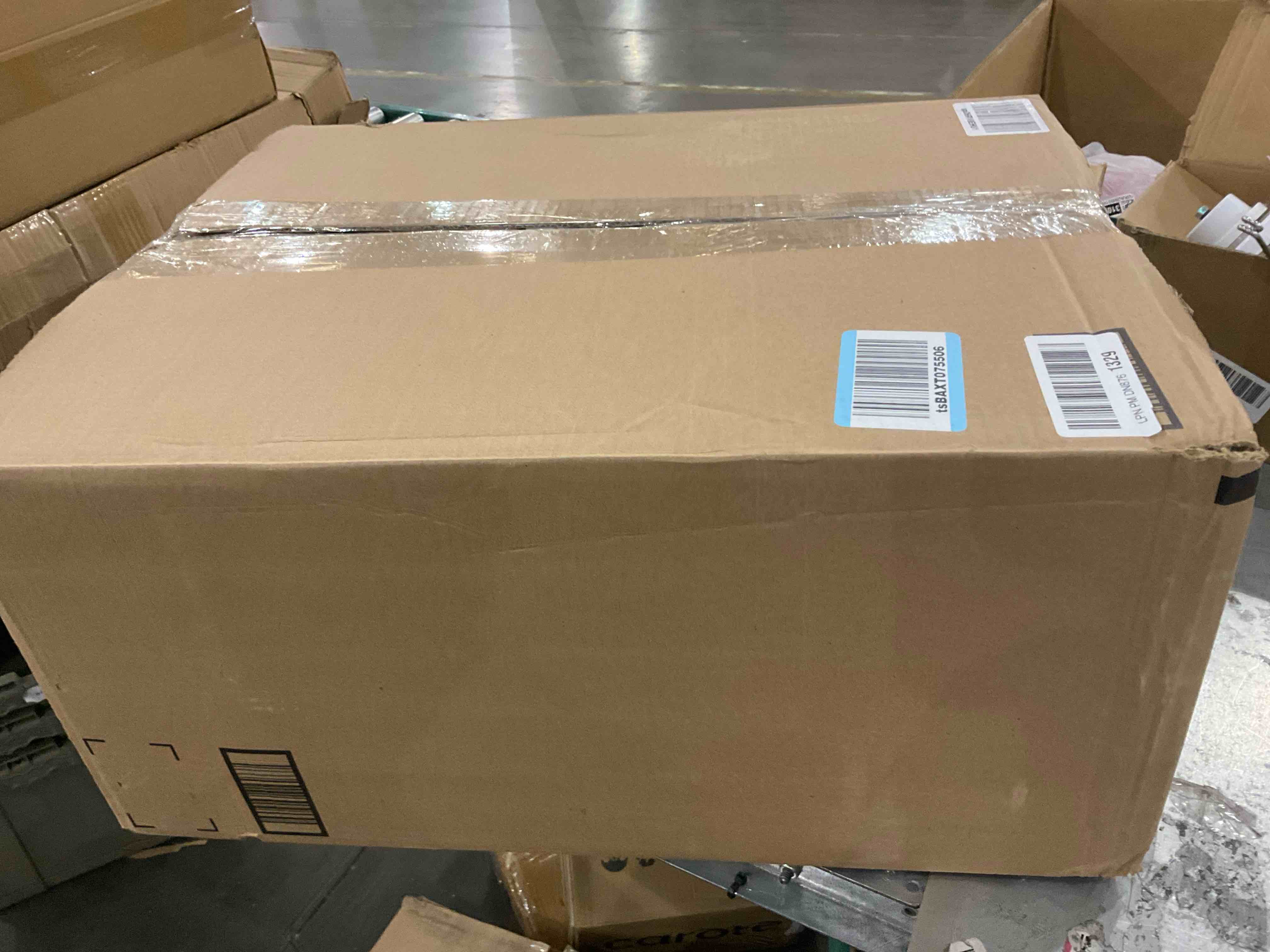 https://s3.amazonaws.com/lotting-images-prod/bidfta/GRA2053226_1738688137287.jpeg