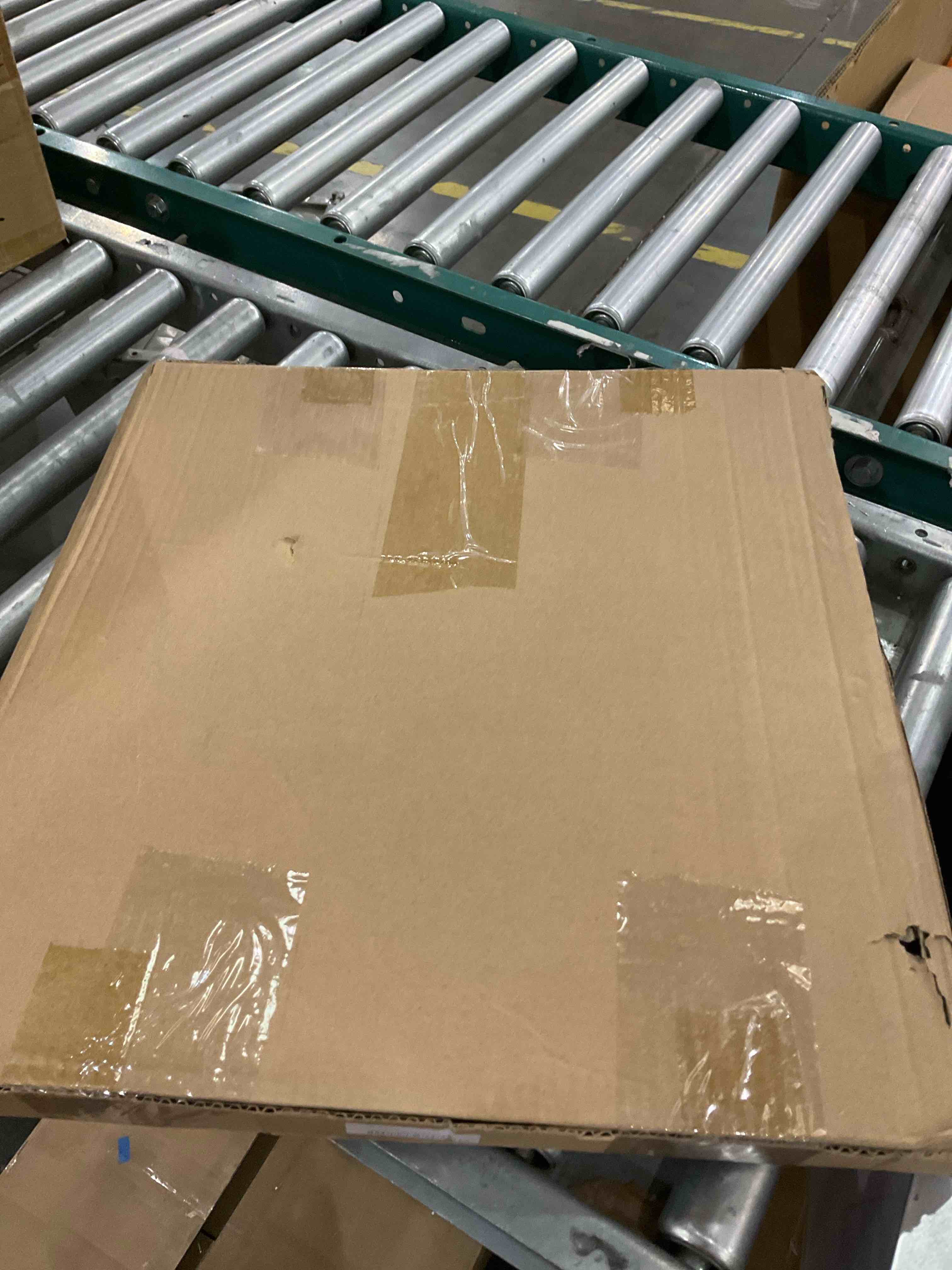 https://s3.amazonaws.com/lotting-images-prod/bidfta/GRA2053232_1738688630852.jpeg