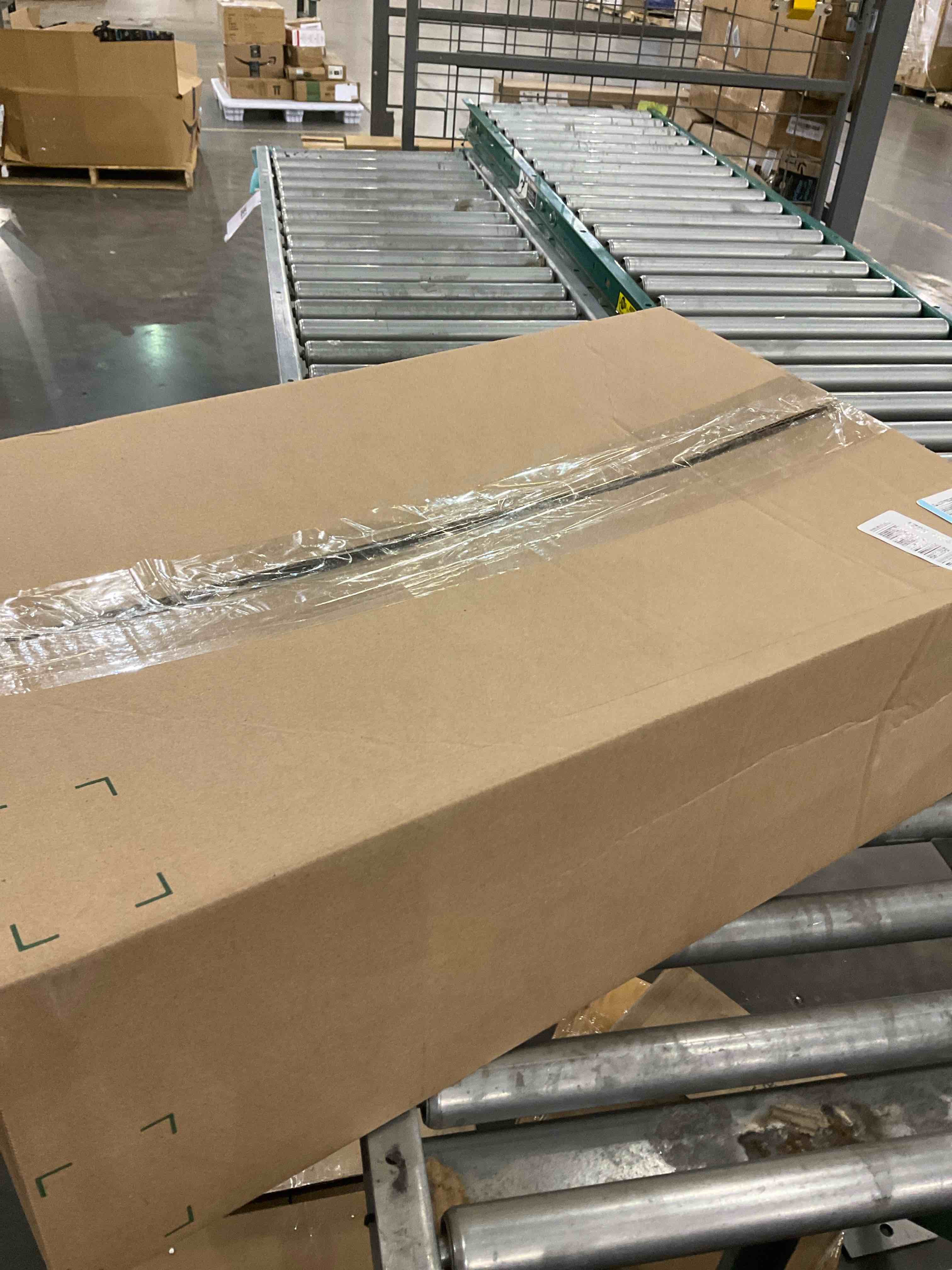 https://s3.amazonaws.com/lotting-images-prod/bidfta/GRA2053251_1738690805066.jpeg