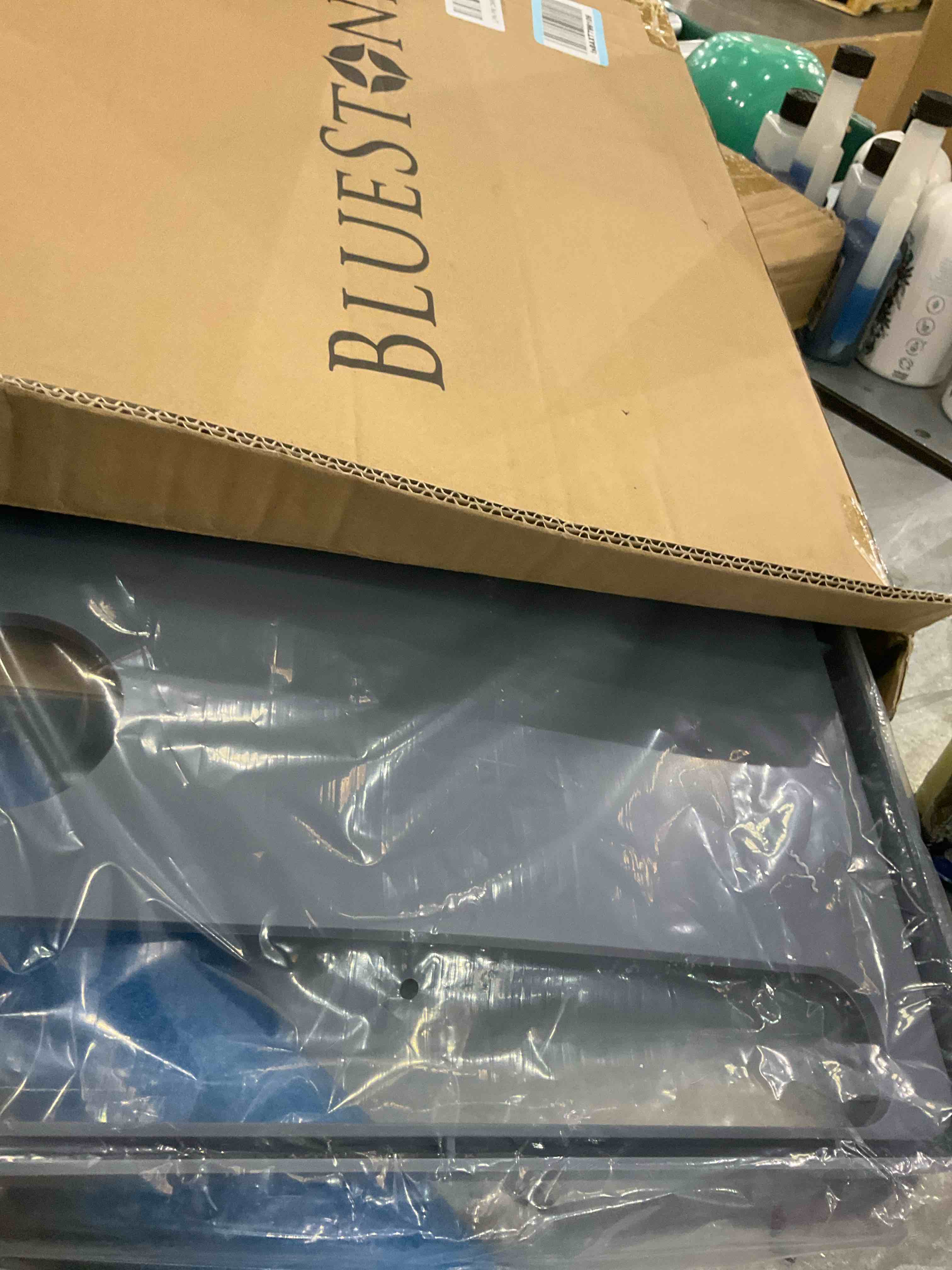https://s3.amazonaws.com/lotting-images-prod/bidfta/GRA2054562_1739200046635.jpeg