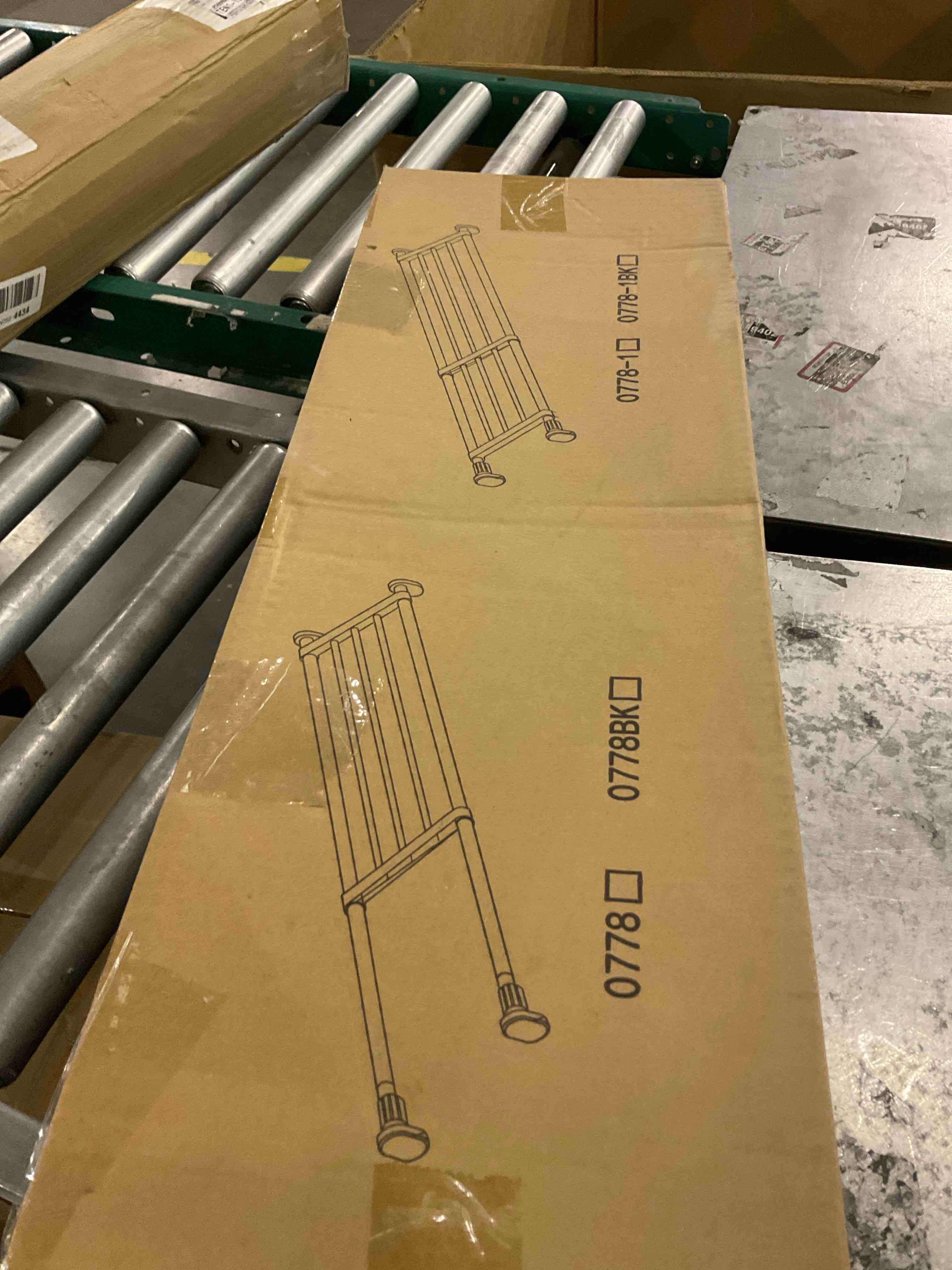 https://s3.amazonaws.com/lotting-images-prod/bidfta/GRA2054987_1739372237008.jpeg