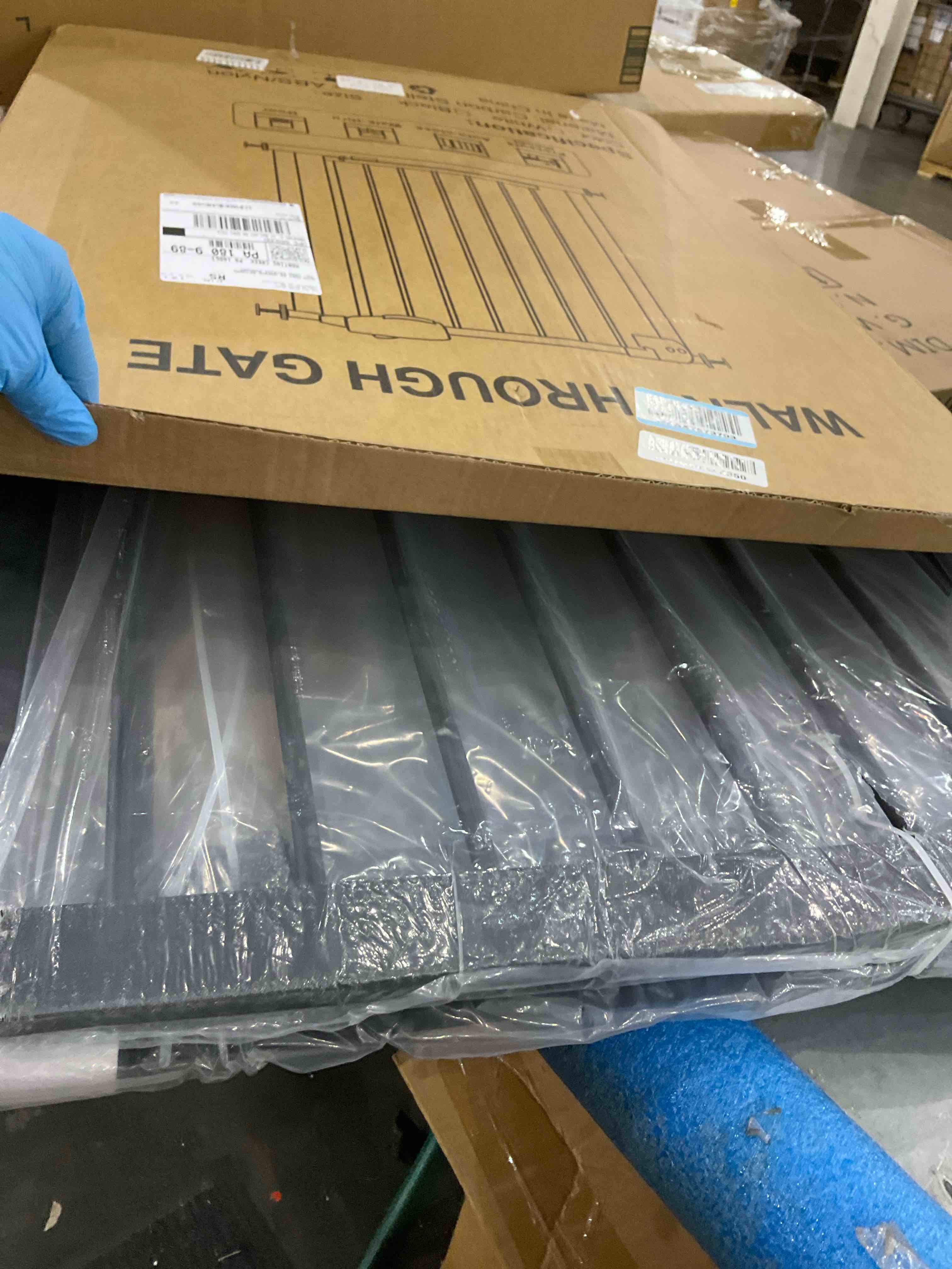 https://s3.amazonaws.com/lotting-images-prod/bidfta/GRA2055184_1739453123434.jpeg