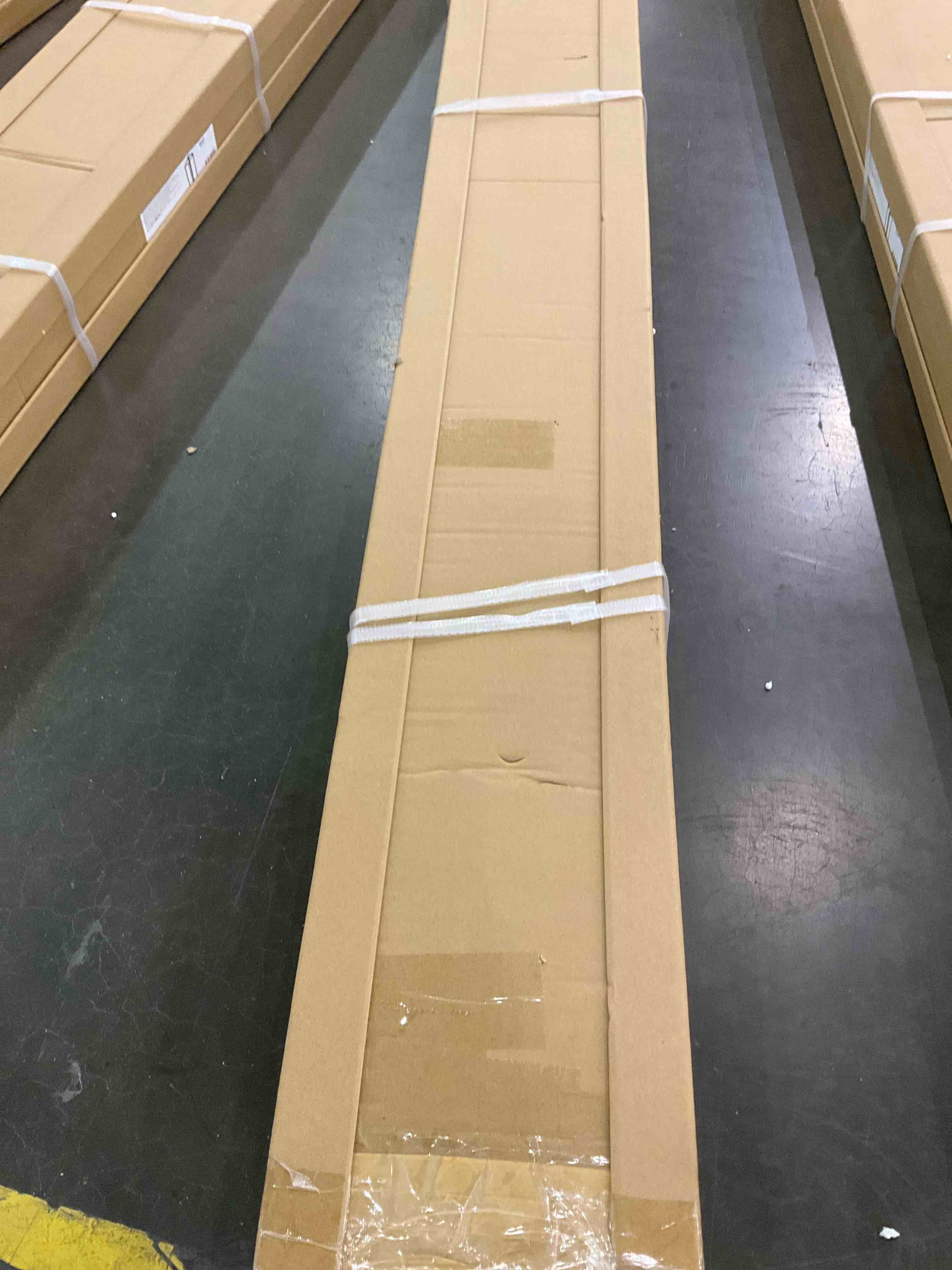 https://s3.amazonaws.com/lotting-images-prod/bidfta/GRA2055598_1739621464453.jpeg