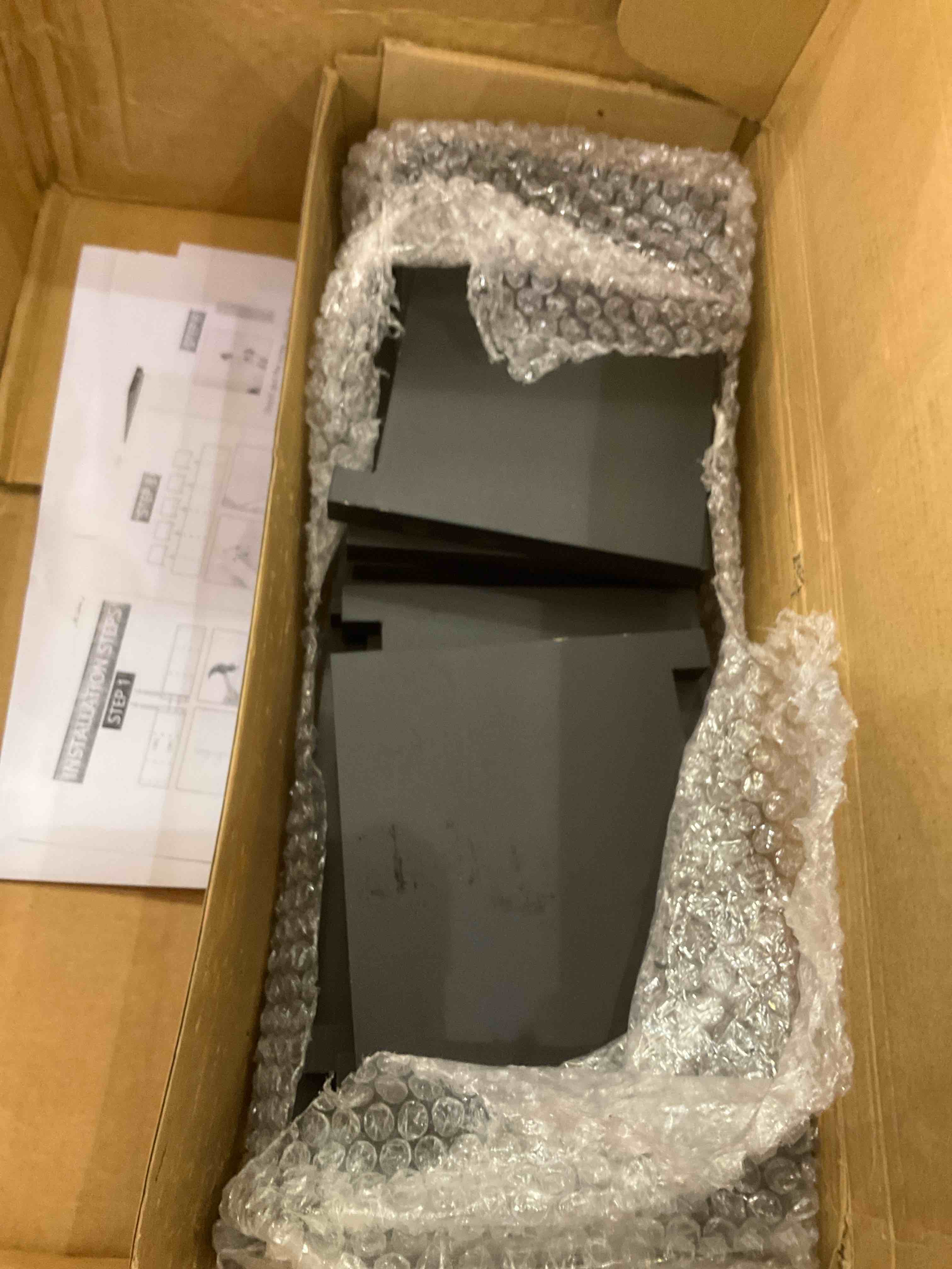 https://s3.amazonaws.com/lotting-images-prod/bidfta/GRA2055941_1739817020721.jpeg