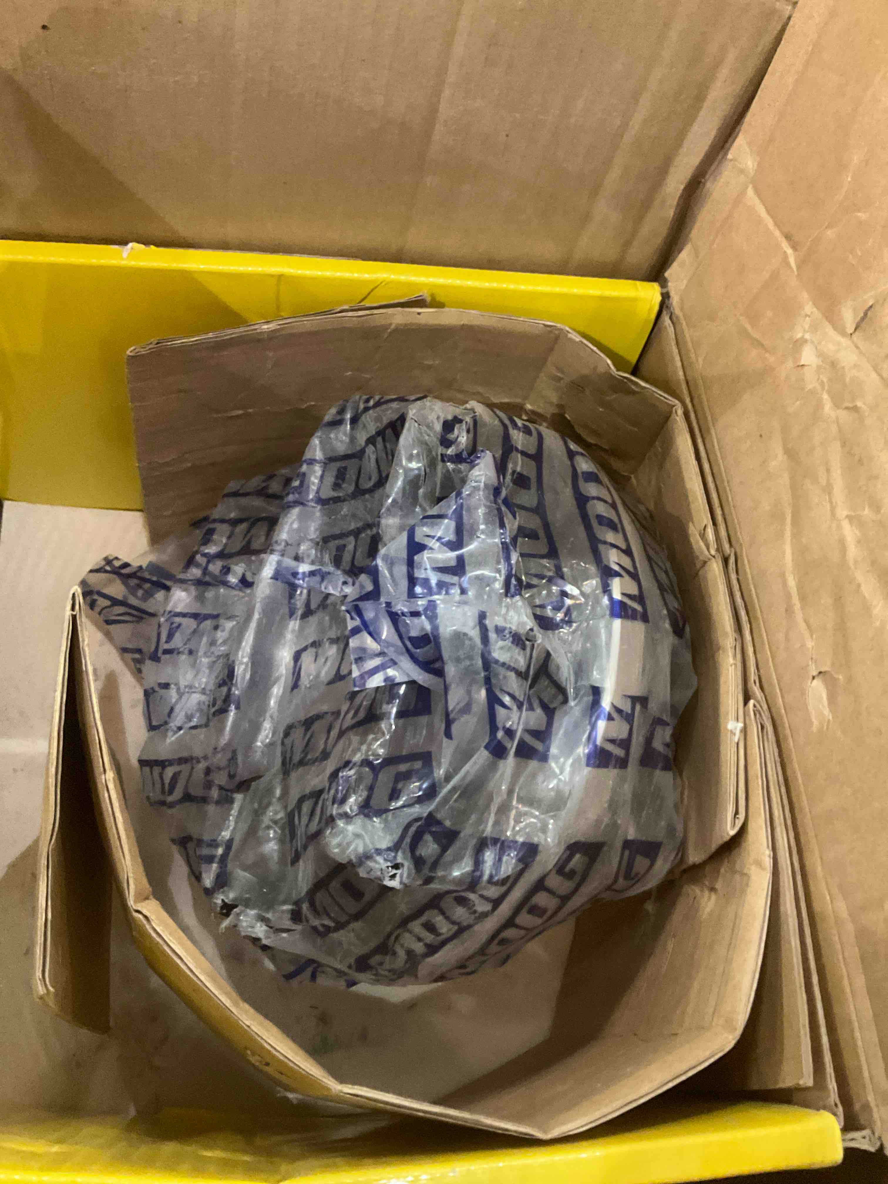 https://s3.amazonaws.com/lotting-images-prod/bidfta/GRA2055962_1739820283113.jpeg