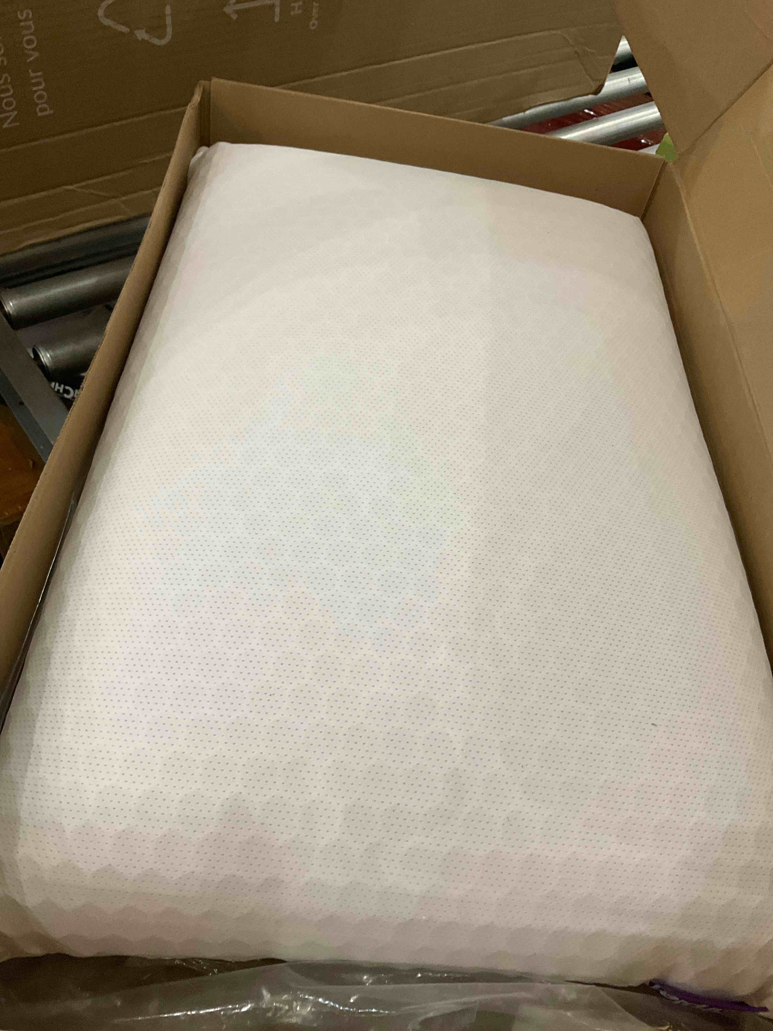 https://s3.amazonaws.com/lotting-images-prod/bidfta/GRA2055987_1739823399980.jpeg