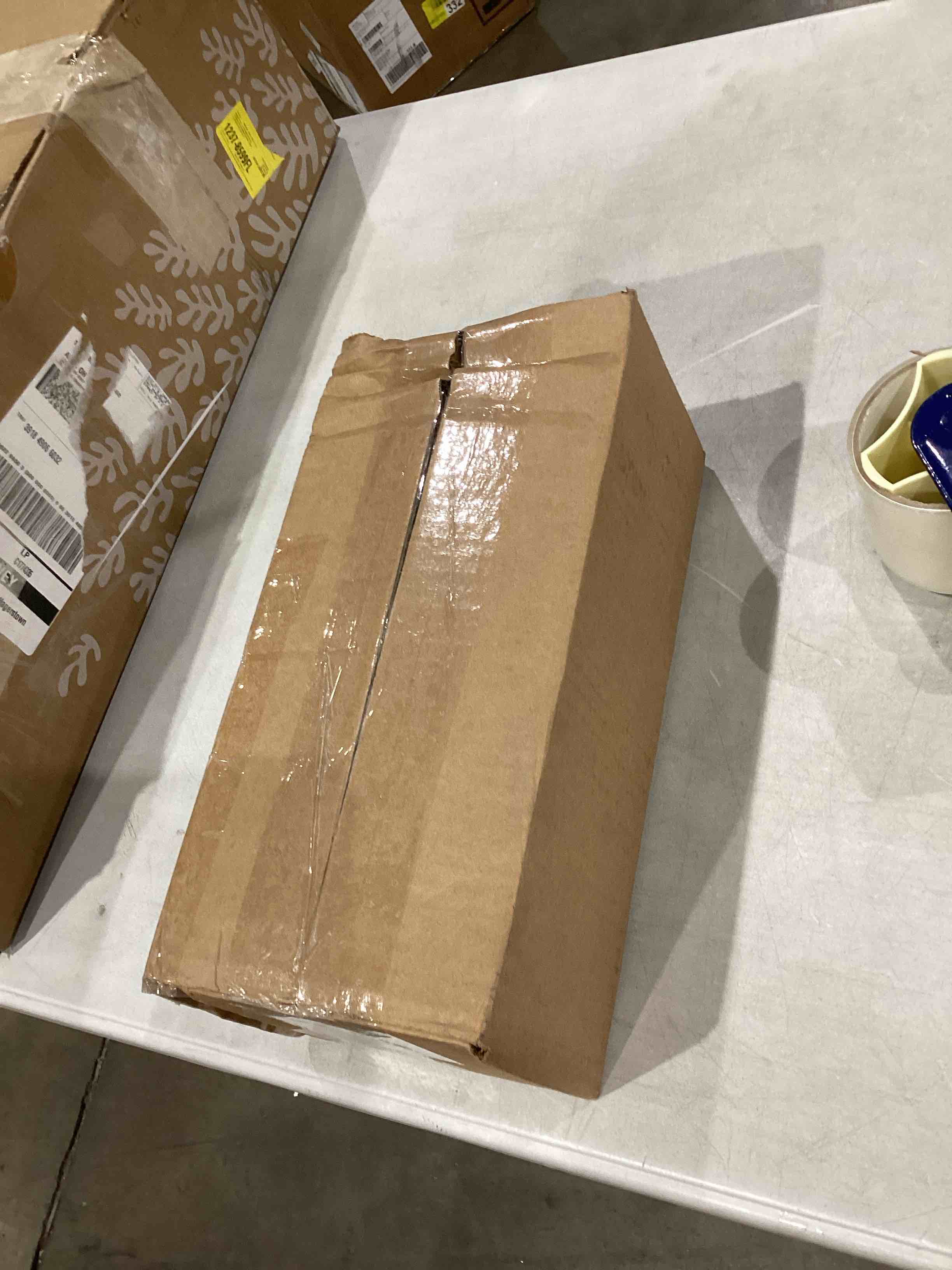 https://s3.amazonaws.com/lotting-images-prod/bidfta/GRA2056139_1757093055148.jpeg