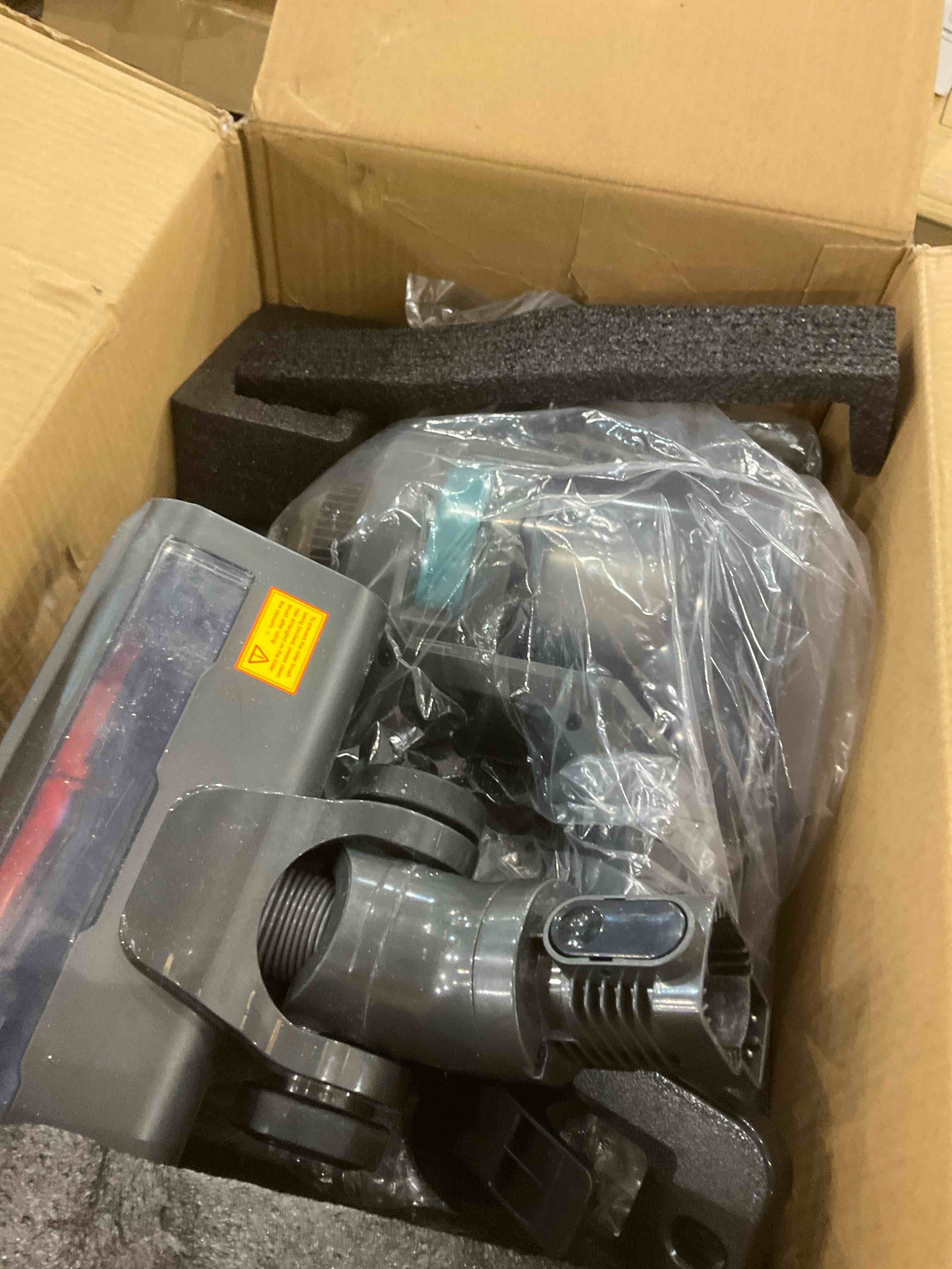https://s3.amazonaws.com/lotting-images-prod/bidfta/GRA2080147_1737488494881.jpeg