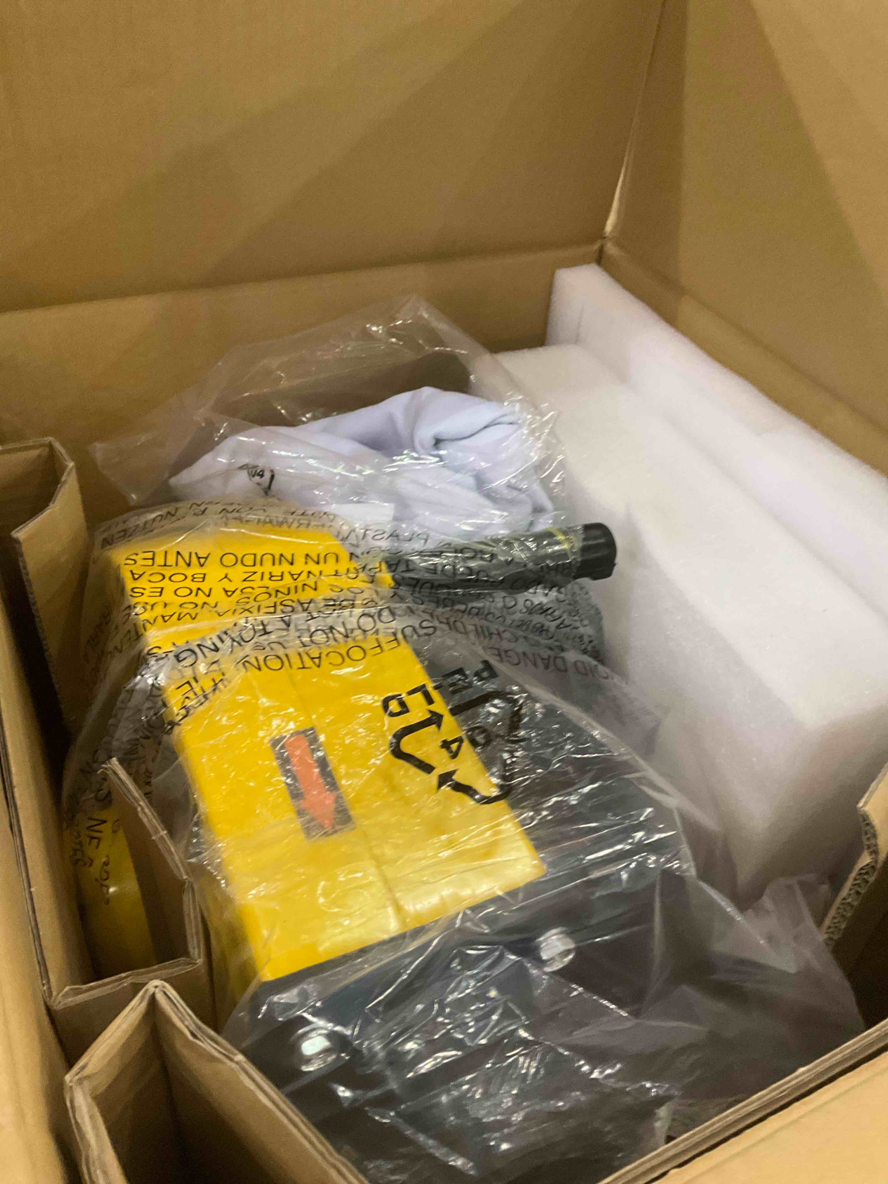 https://s3.amazonaws.com/lotting-images-prod/bidfta/GRA2082788_1738595154538.jpeg
