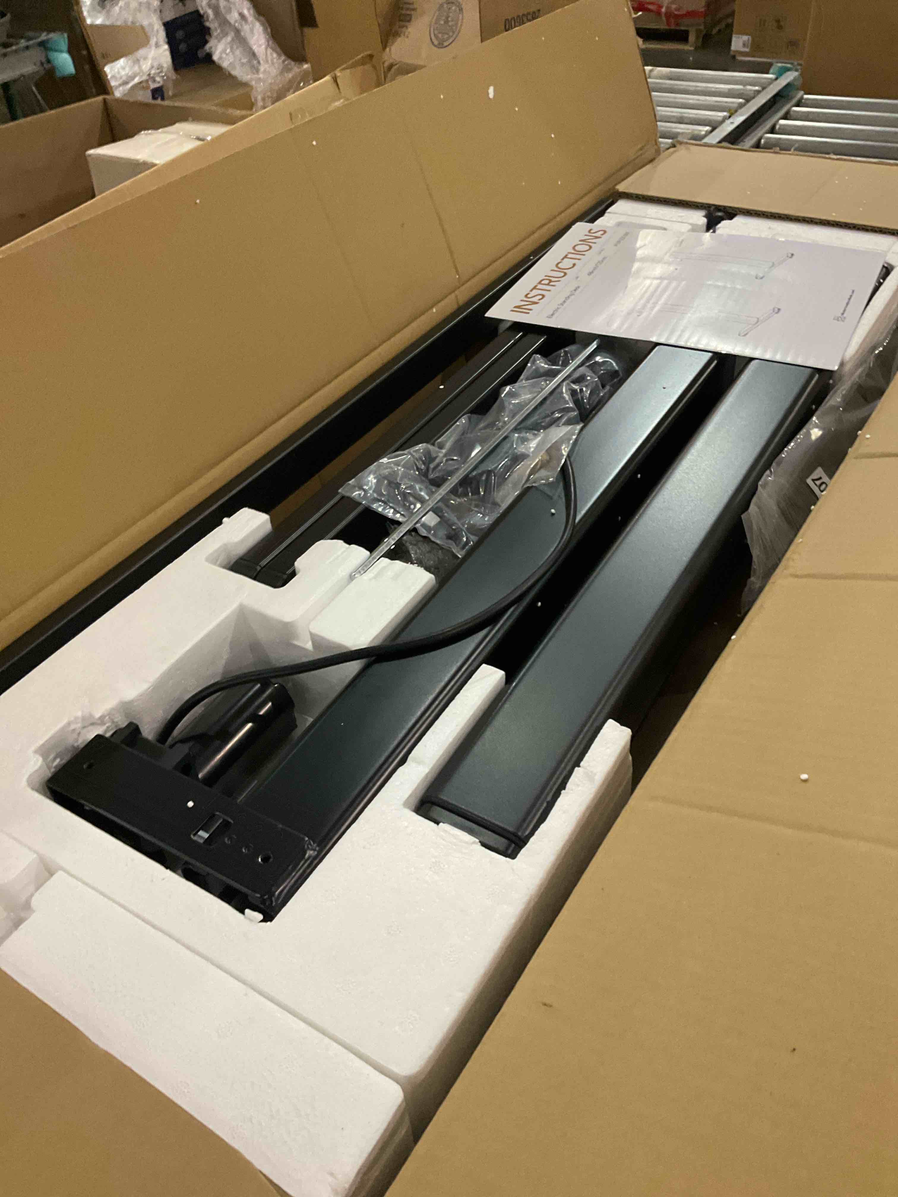 https://s3.amazonaws.com/lotting-images-prod/bidfta/GRA2083023_1737467496153.jpeg