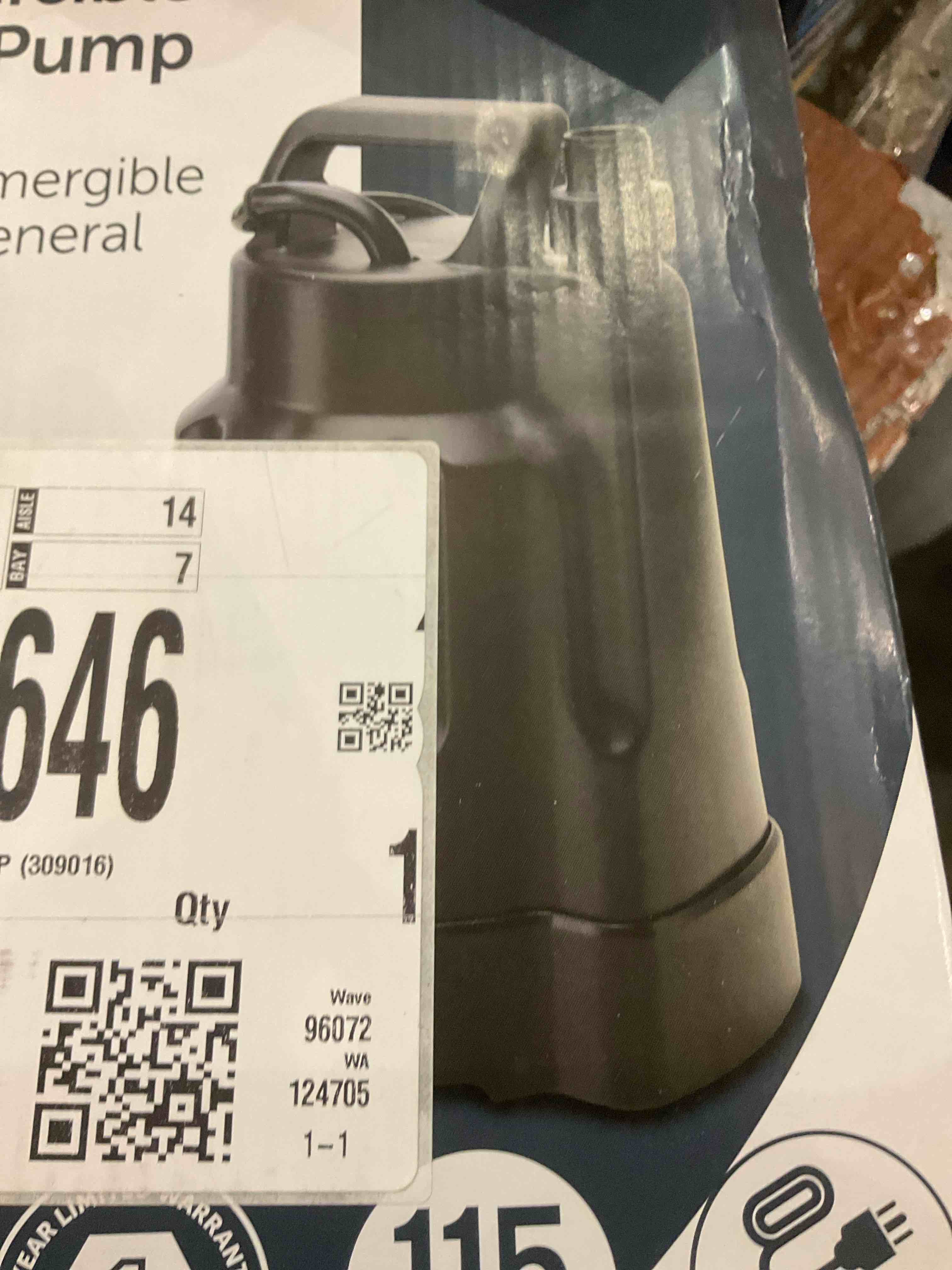 Superior Pump 91250 1800GPH Thermoplastic Submersible Utility Pump with 10-Foot Cord, 1/4 HP