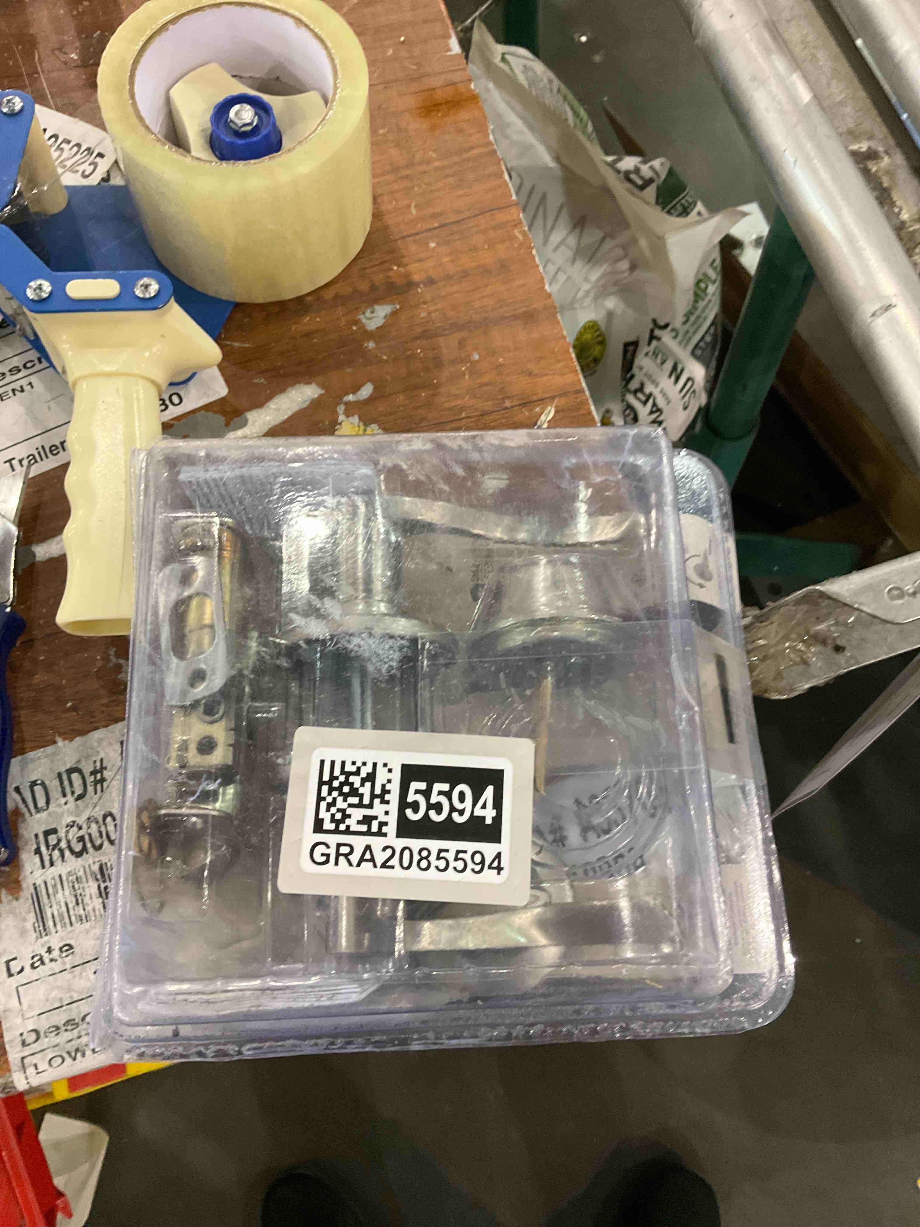 Kwikset Juno Keyed Entry Door Knob and Single Cylinder Deadbolt Combo Pack with Microban Antimicrobial Protection Featuring SmartKey Security in Satin Nickel