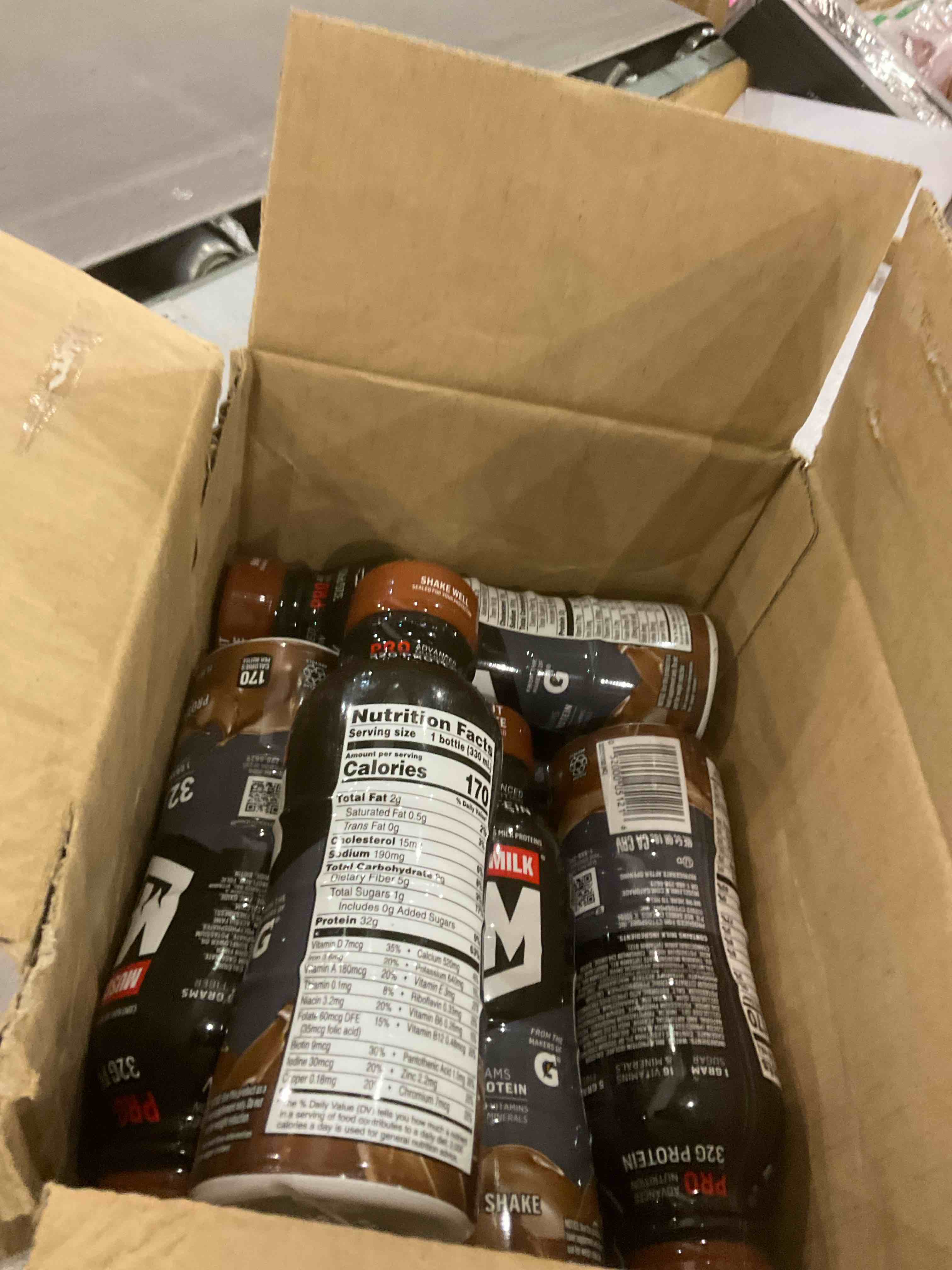 https://s3.amazonaws.com/lotting-images-prod/bidfta/GRA2086126_1738250382452.jpeg