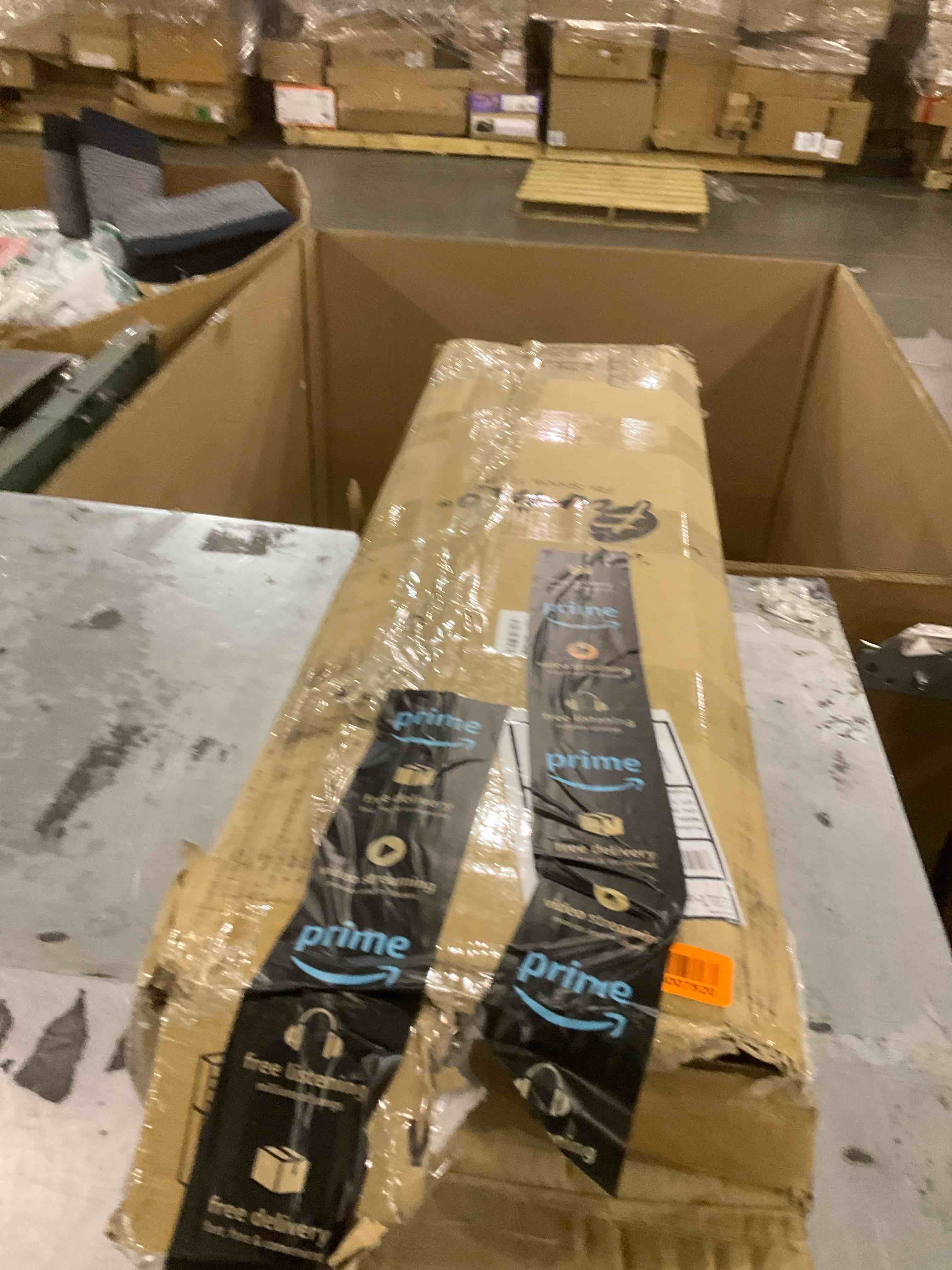 https://s3.amazonaws.com/lotting-images-prod/bidfta/GRA2086247_1738266133648.jpeg
