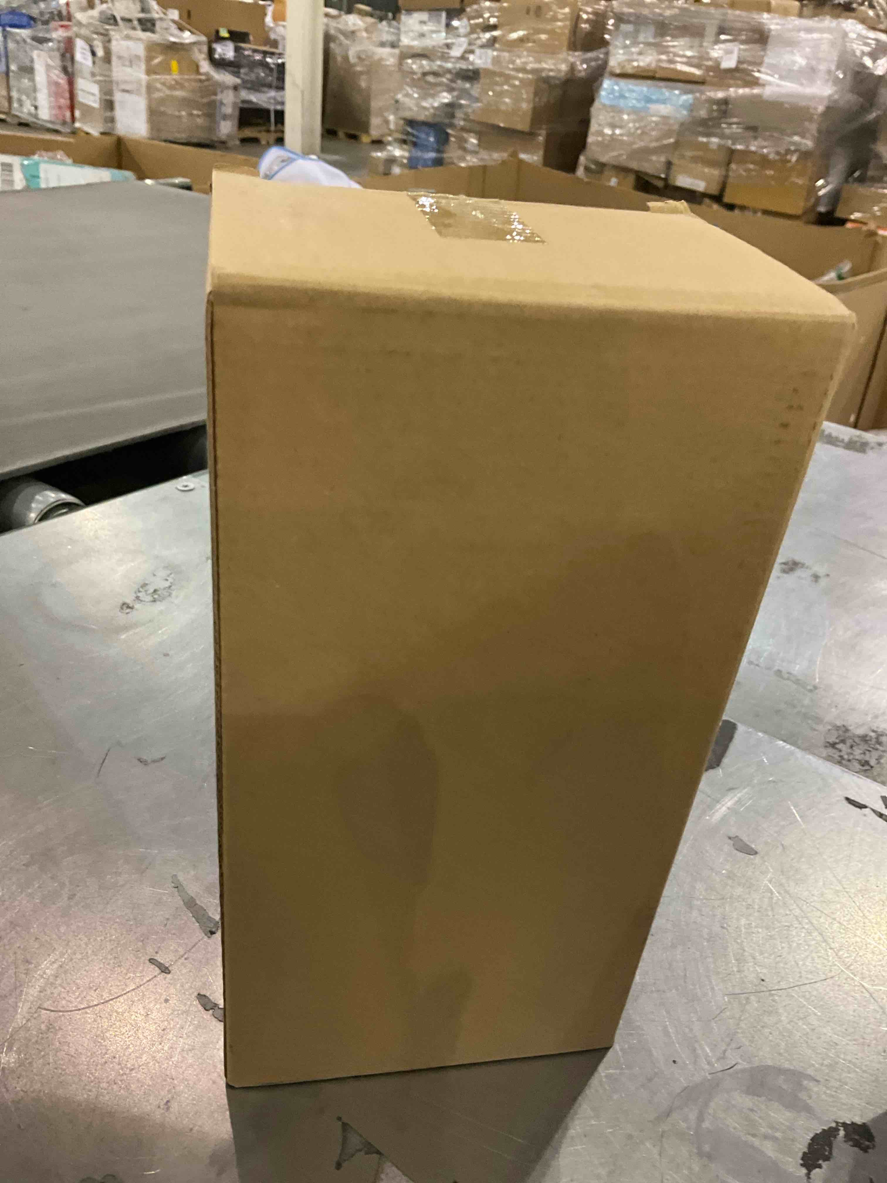 https://s3.amazonaws.com/lotting-images-prod/bidfta/GRA2086796_1738672464974.jpeg
