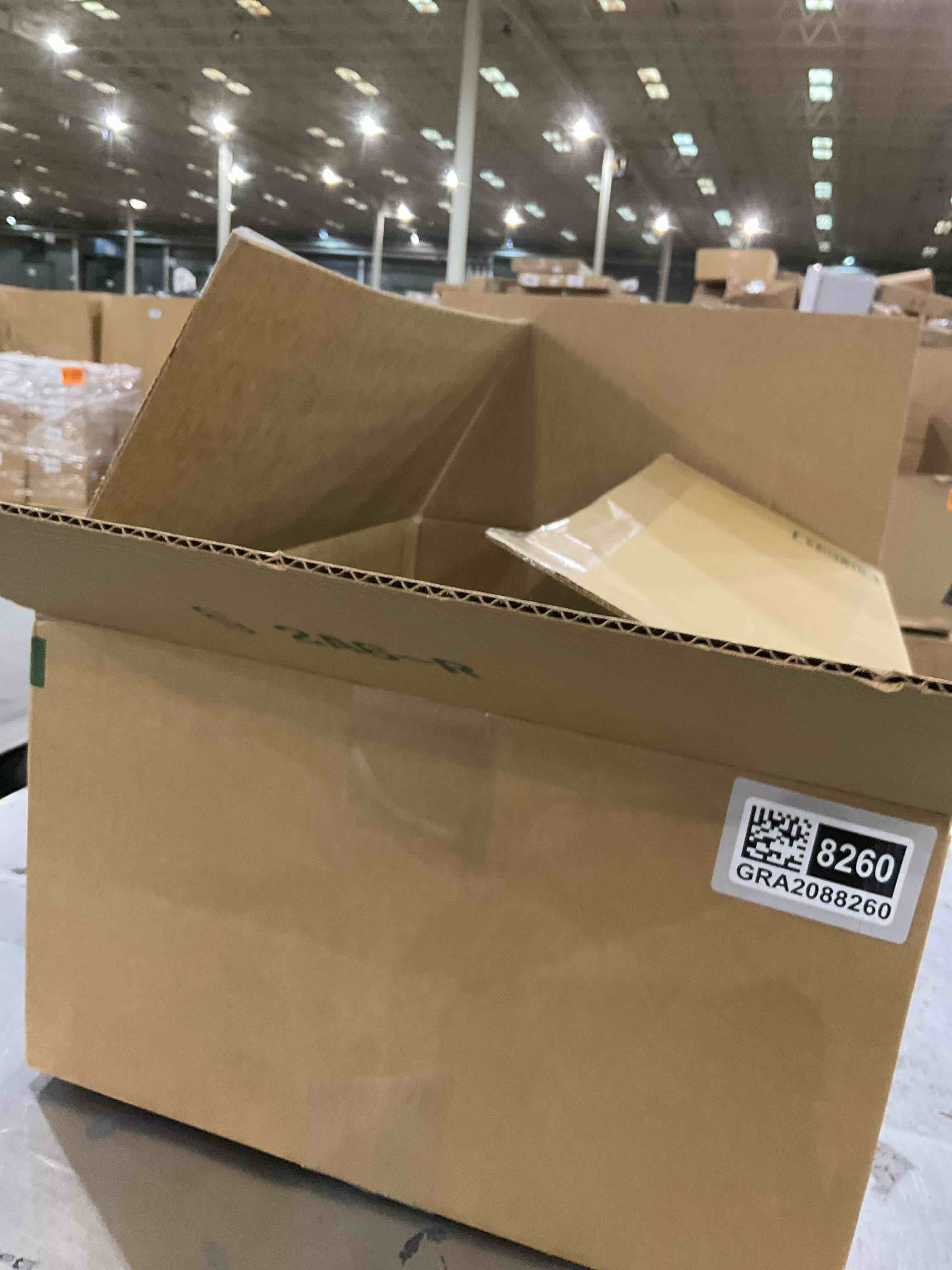 https://s3.amazonaws.com/lotting-images-prod/bidfta/GRA2088260_1739297218404.jpeg